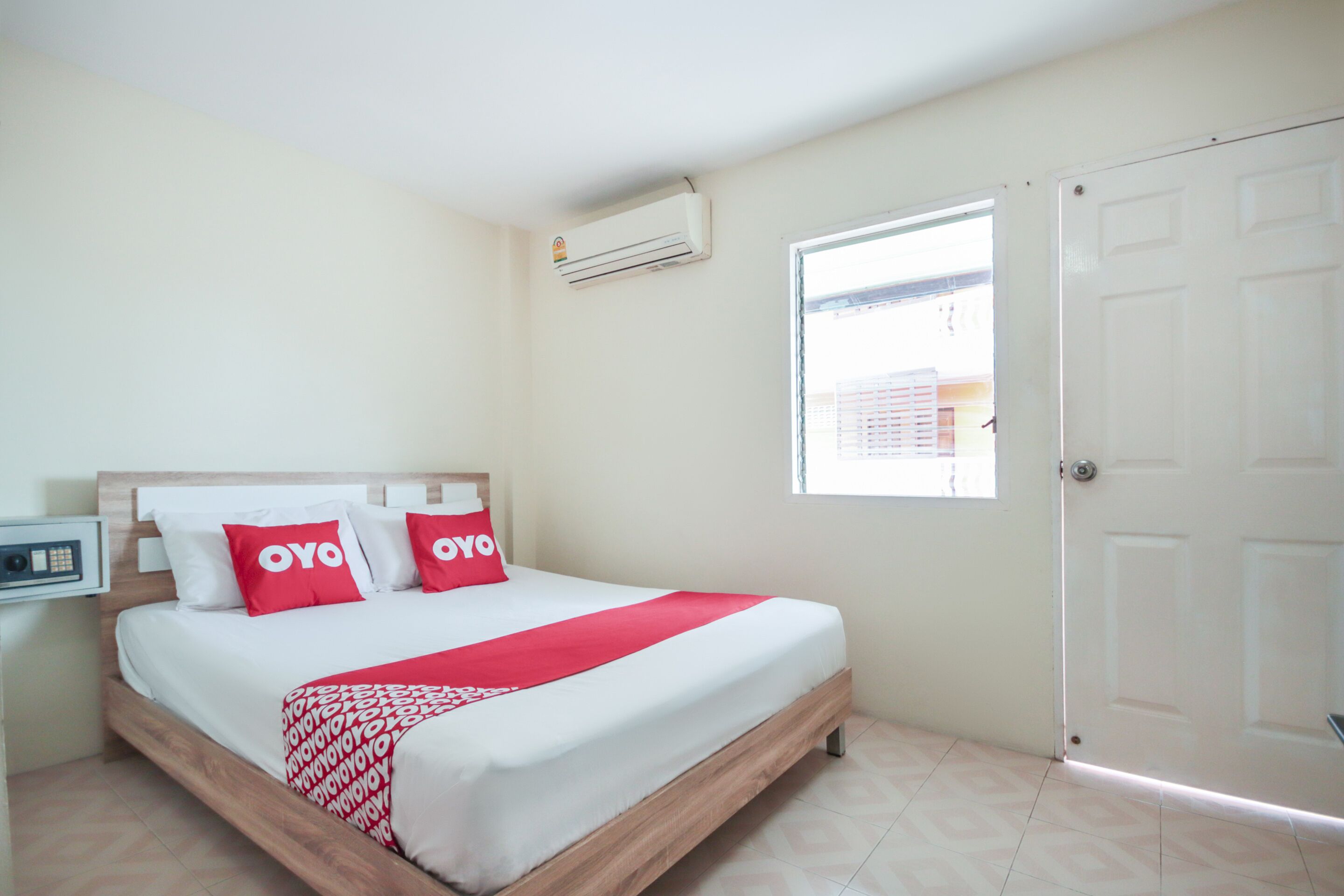 OYO 885 You And Me House