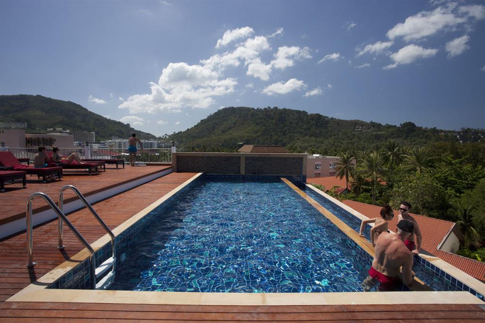 Paripas Patong Resort