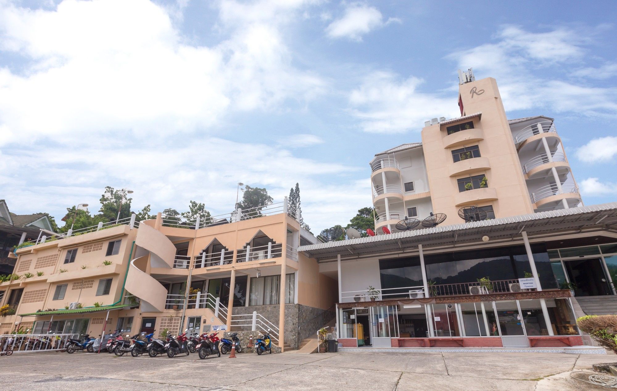 Patong 7Days Premium Hotel Phuket