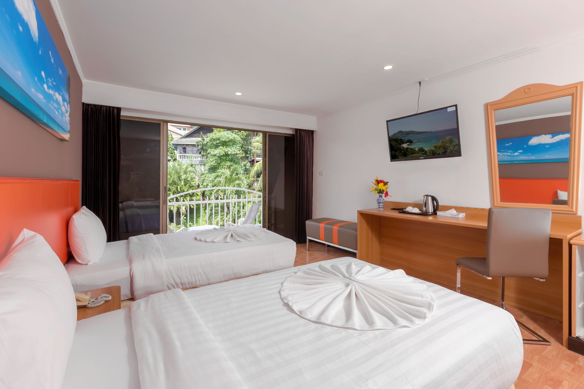 Patong 7Days Premium Hotel Phuket