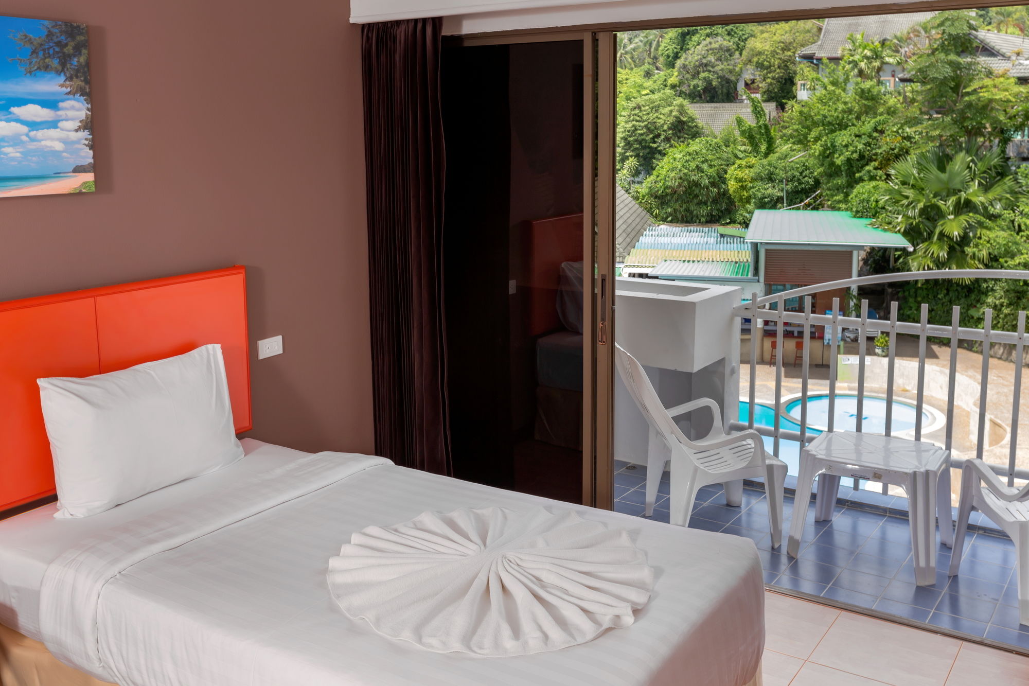 Patong 7Days Premium Hotel Phuket