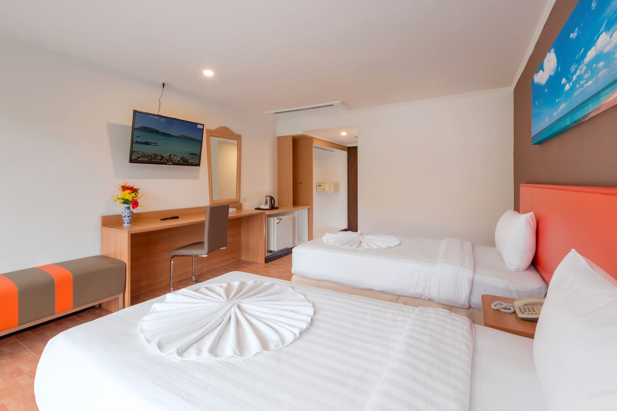 Patong 7Days Premium Hotel Phuket