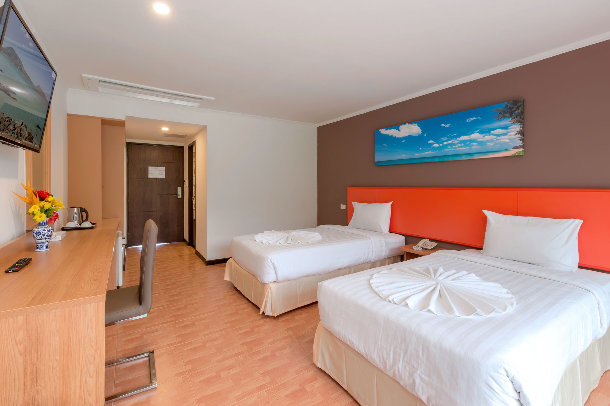 Patong 7Days Premium Hotel Phuket
