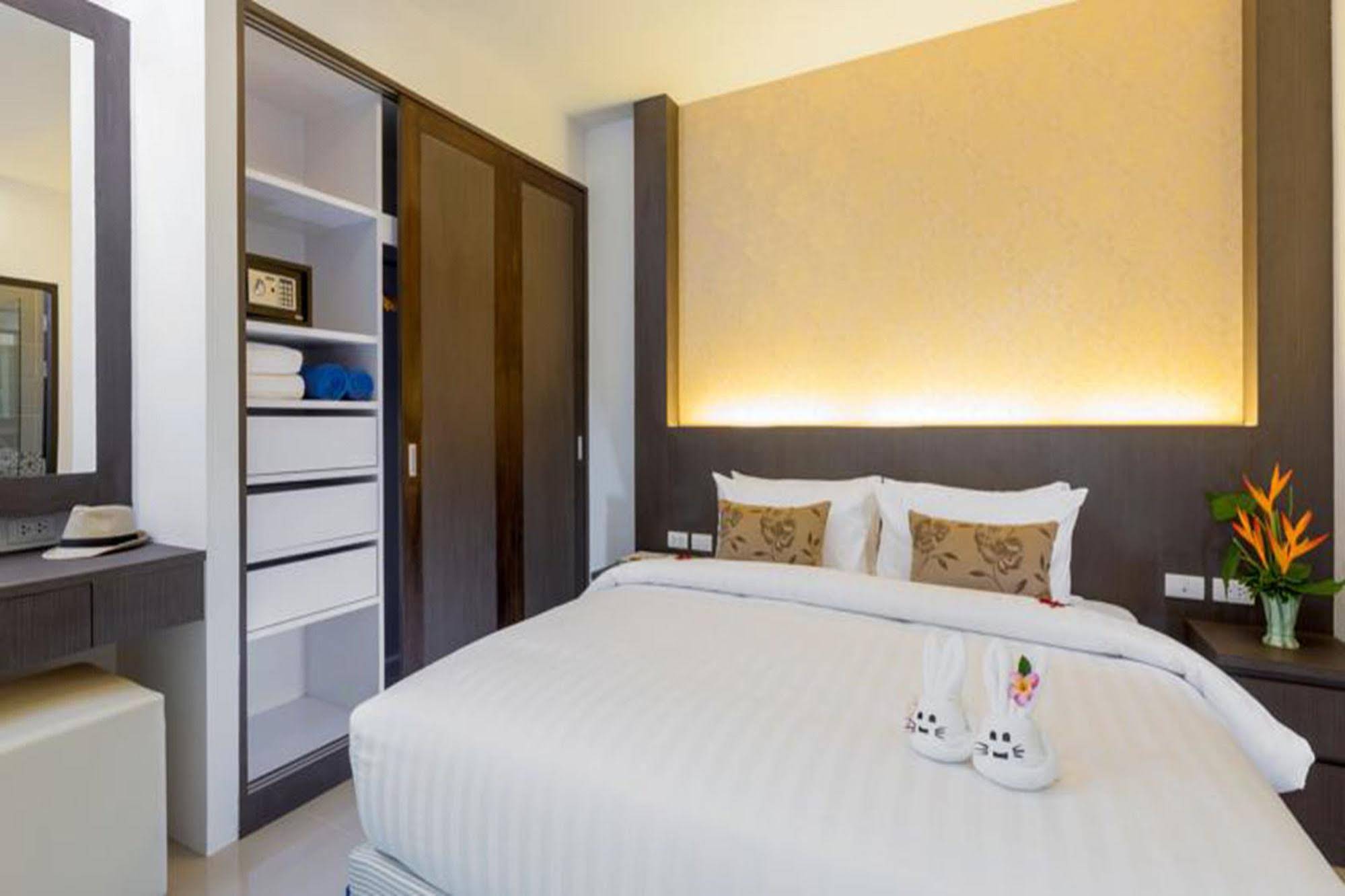 Patong Bay Hill Resort & Spa