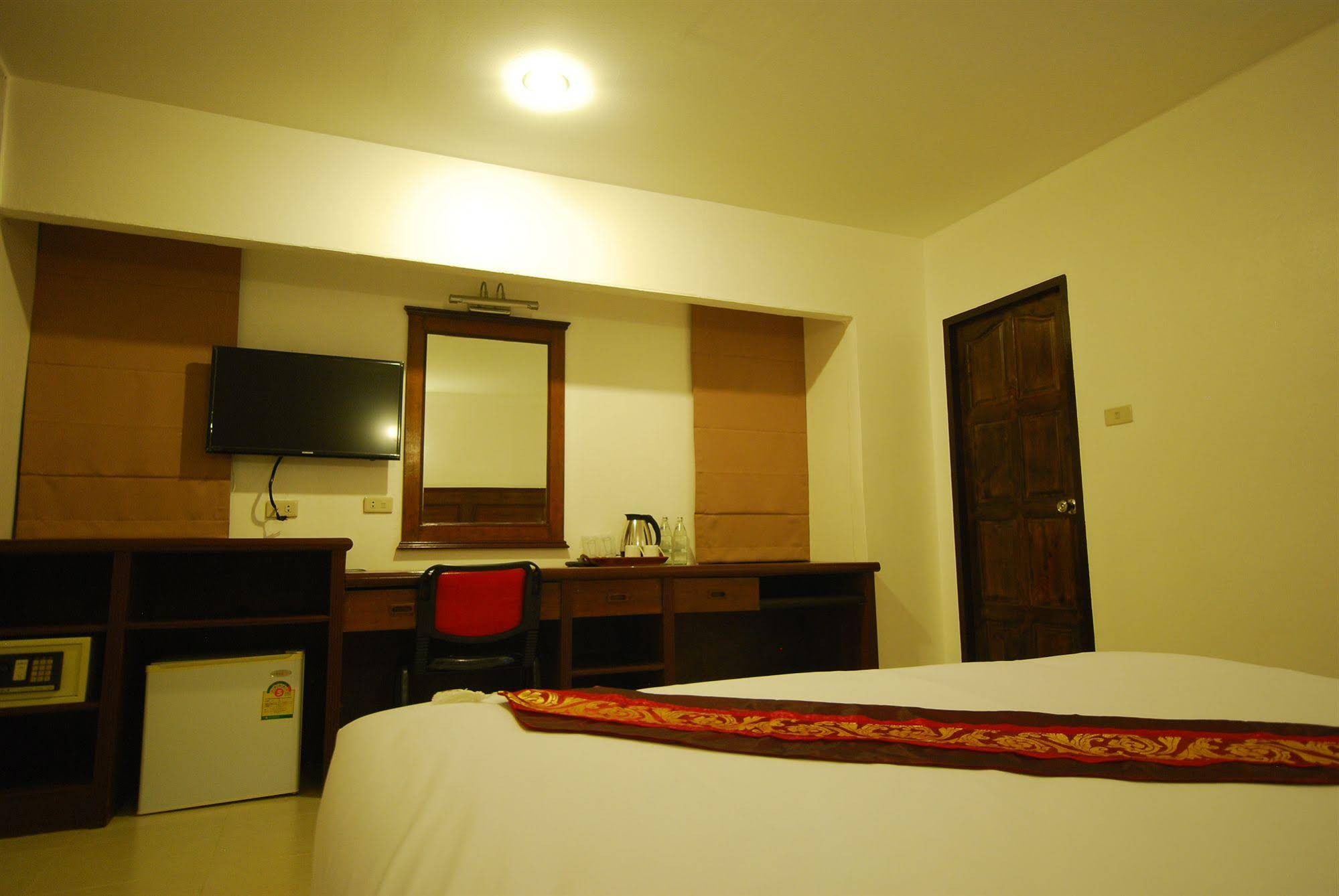 Patong Budget Rooms