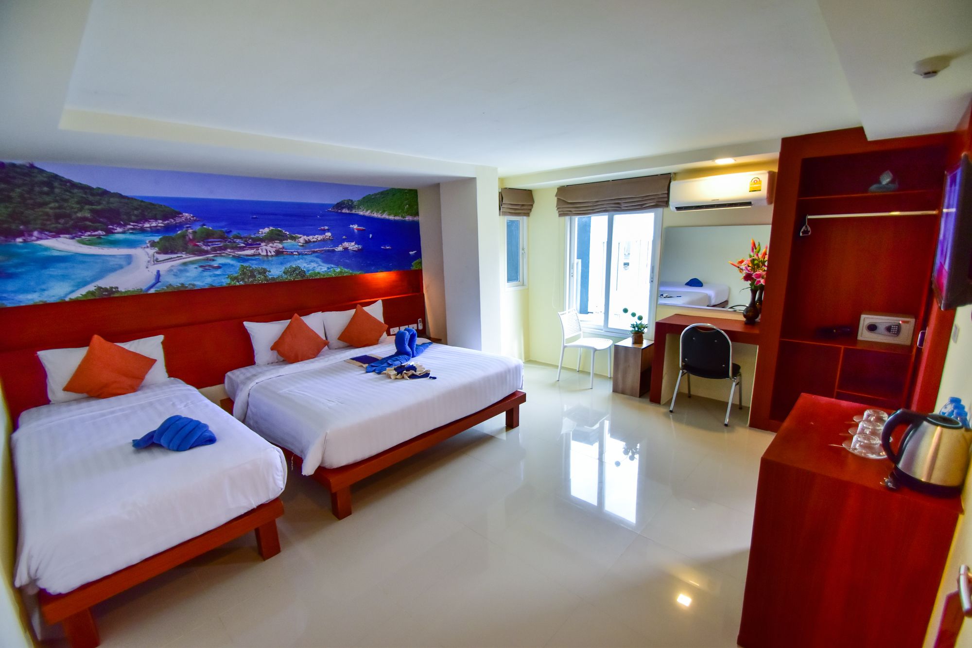 Patong Buri Resort