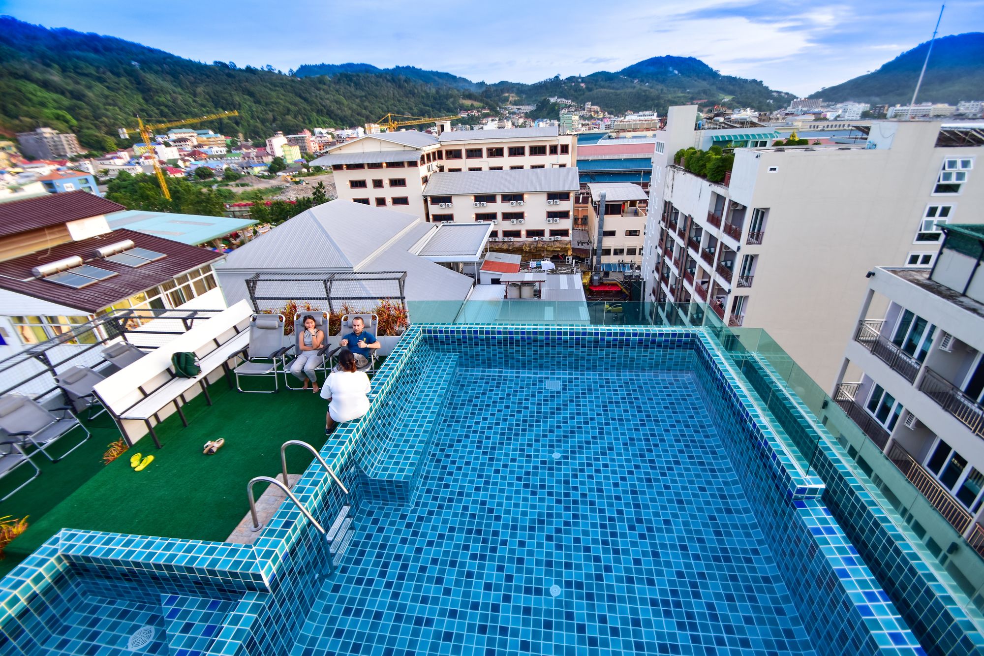Patong Buri Resort