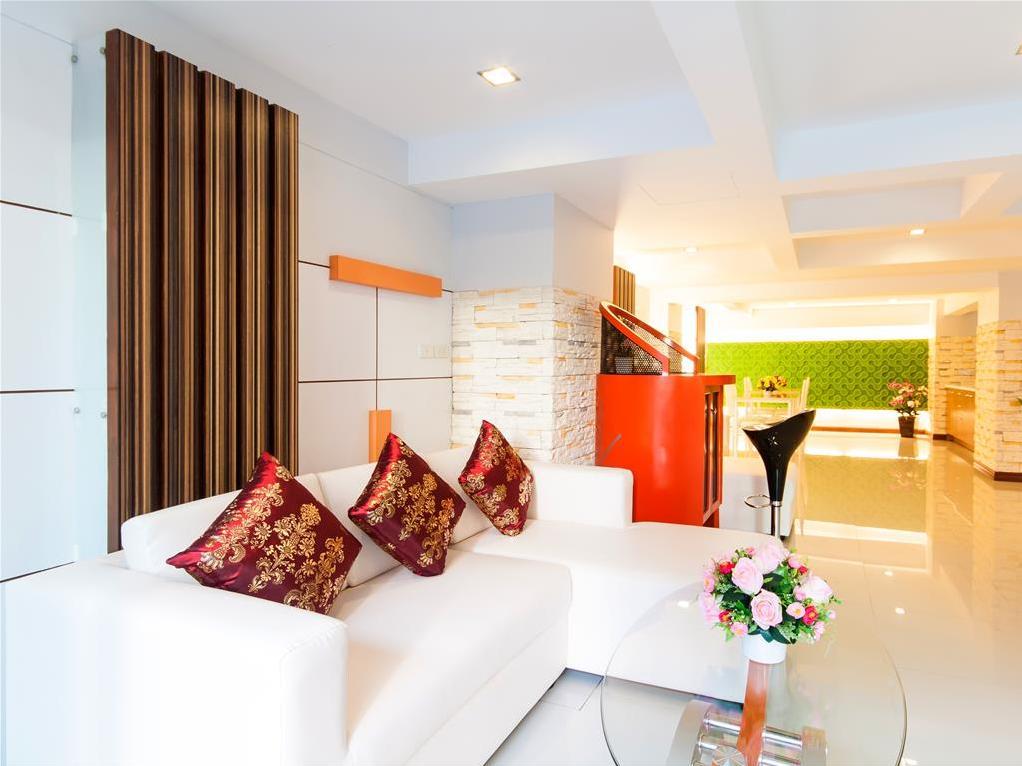 Patong Max Value Hotel