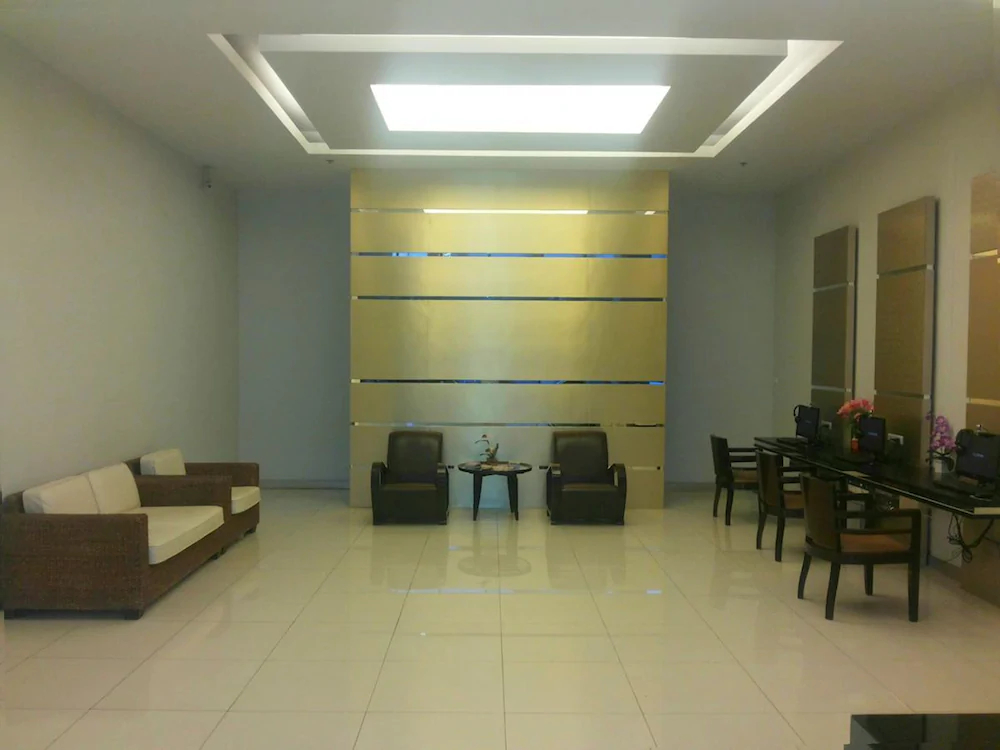 Patong Tower By United 21