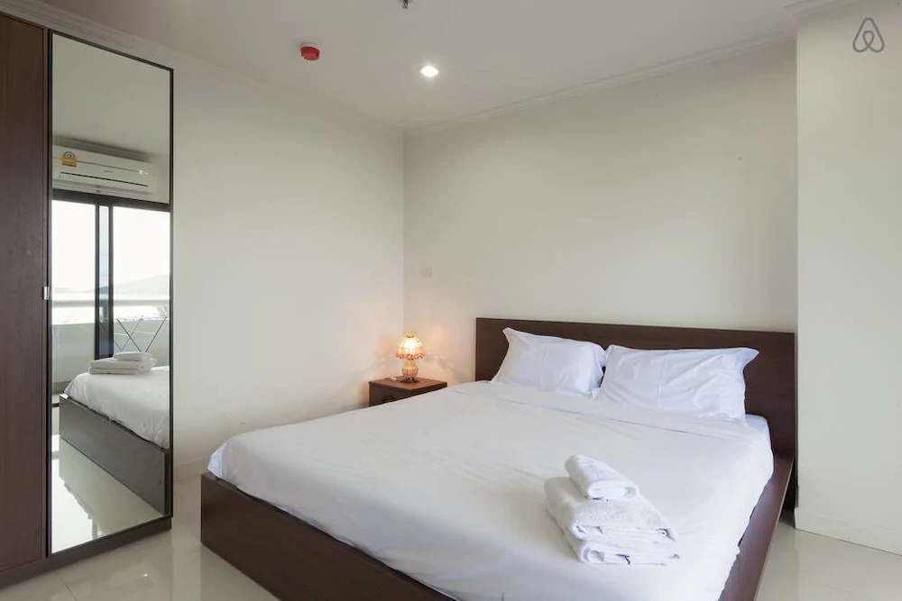 Patong Tower By United 21