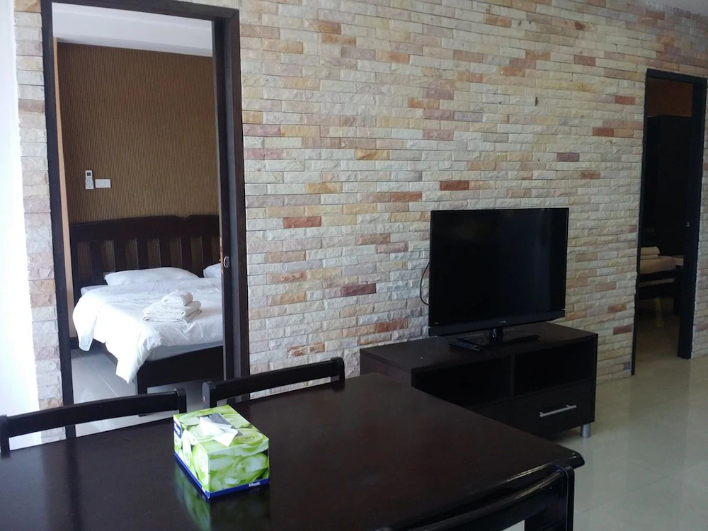 Patong Tower By United 21