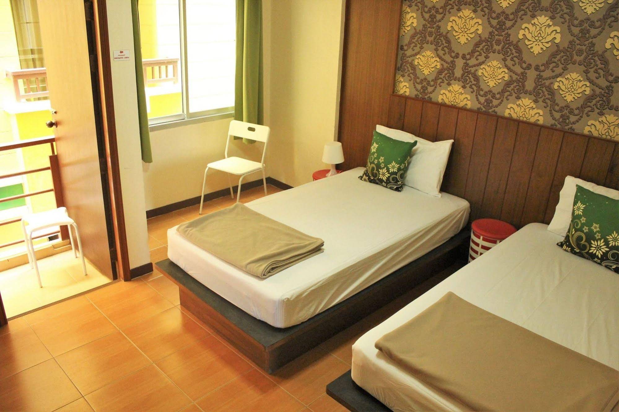 Phuket IYH Hostel