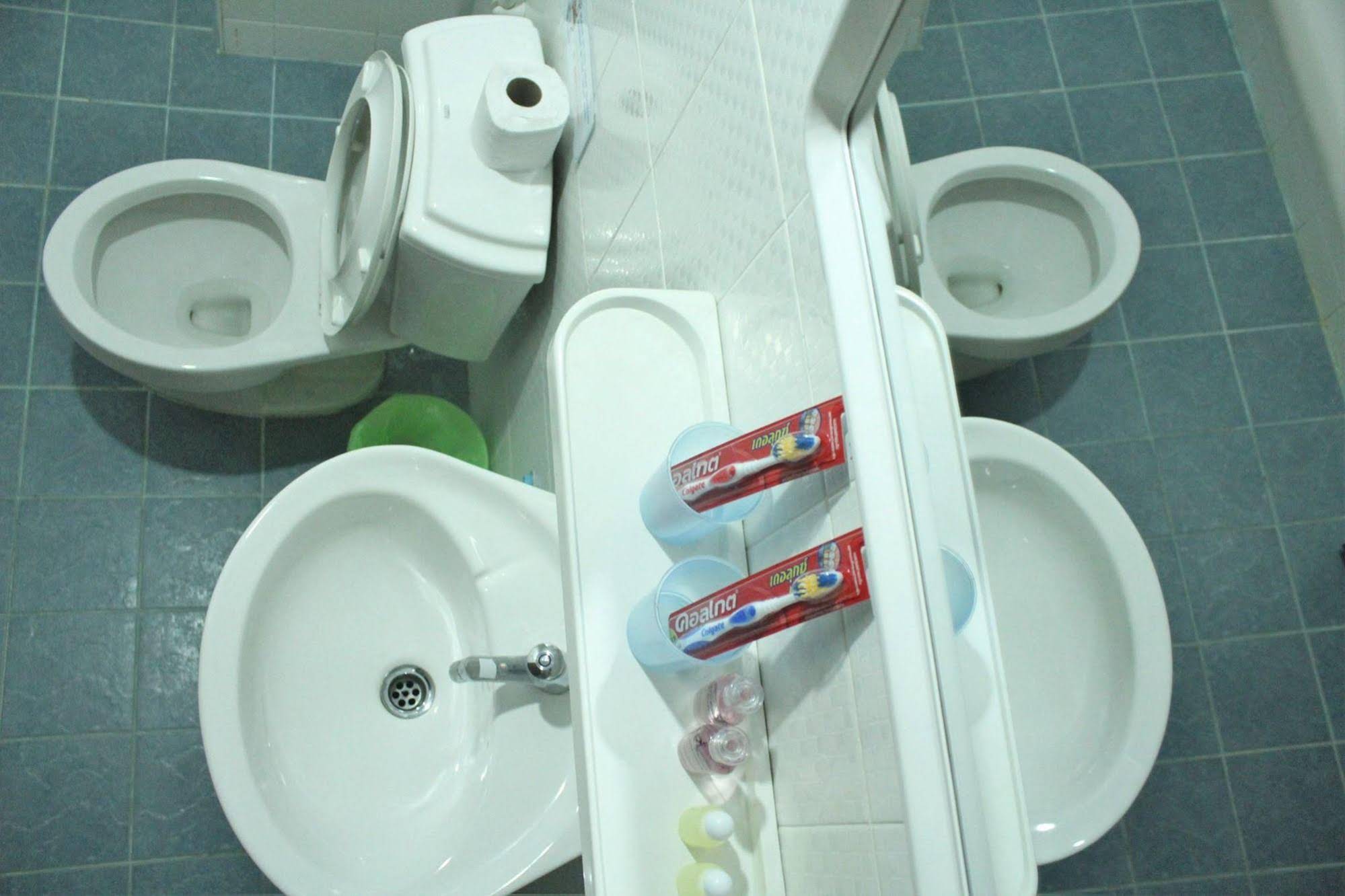 Phuket IYH Hostel