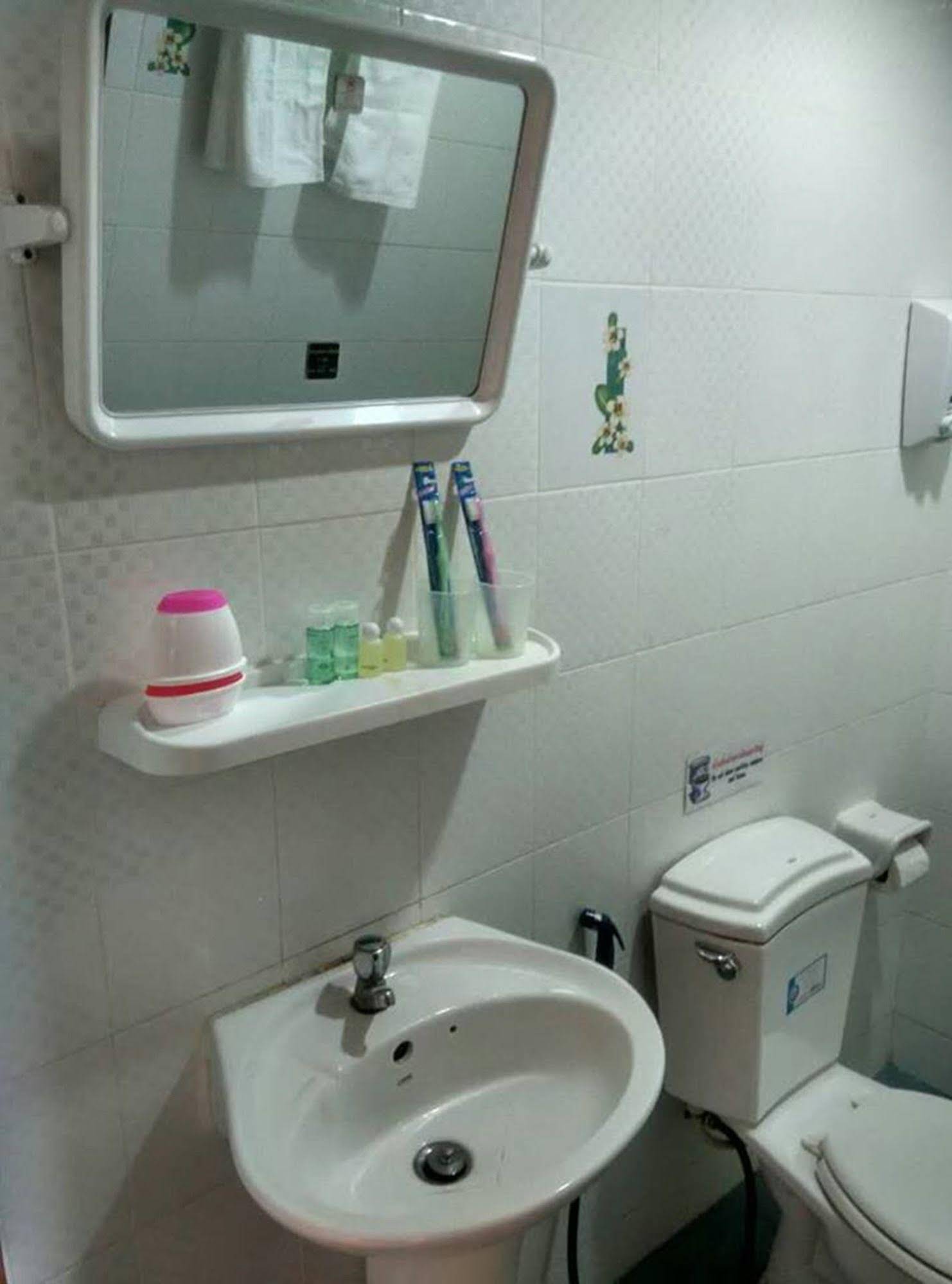 Phuket IYH Hostel