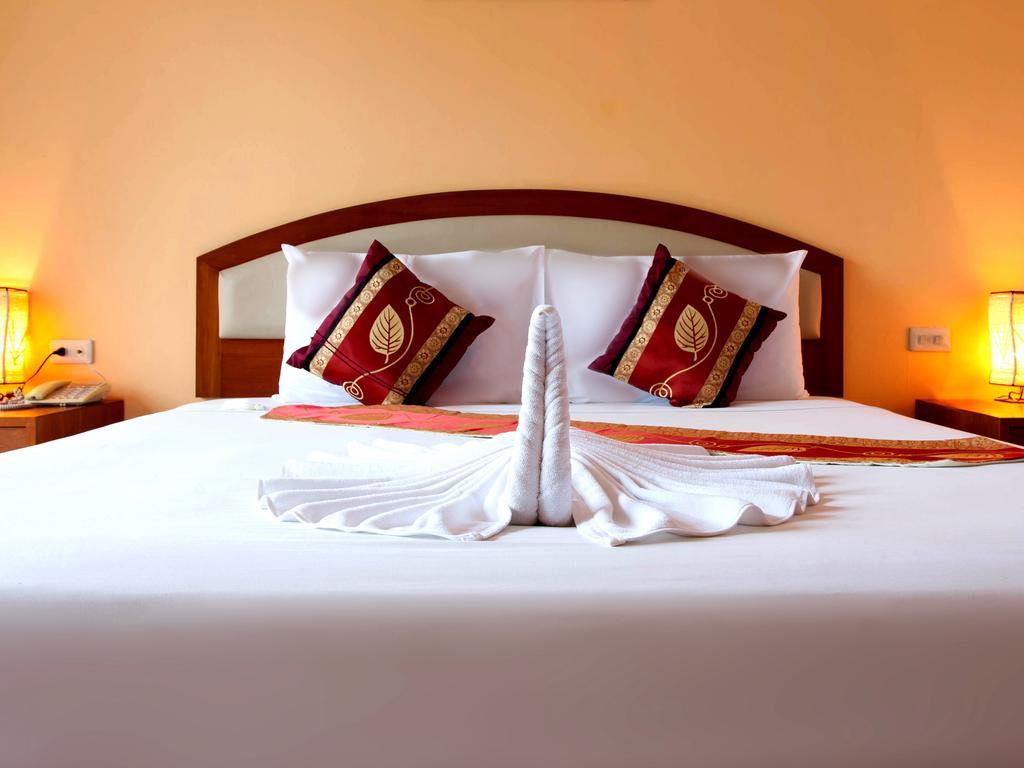 Phuket Resort Sai Rougn Residence