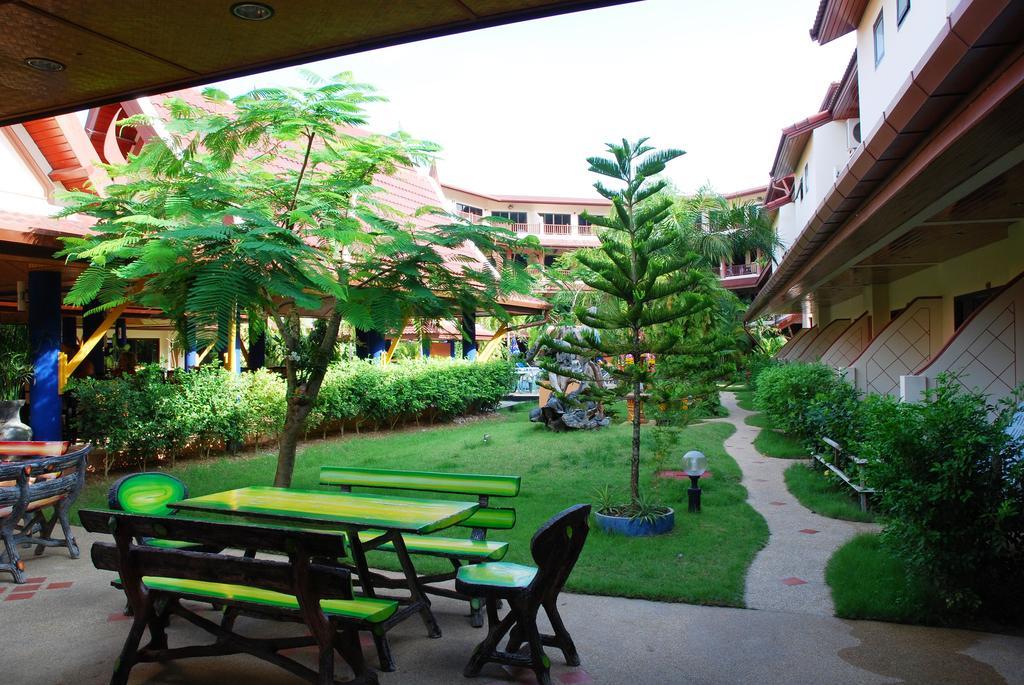 Phuket Resort Sai Rougn Residence
