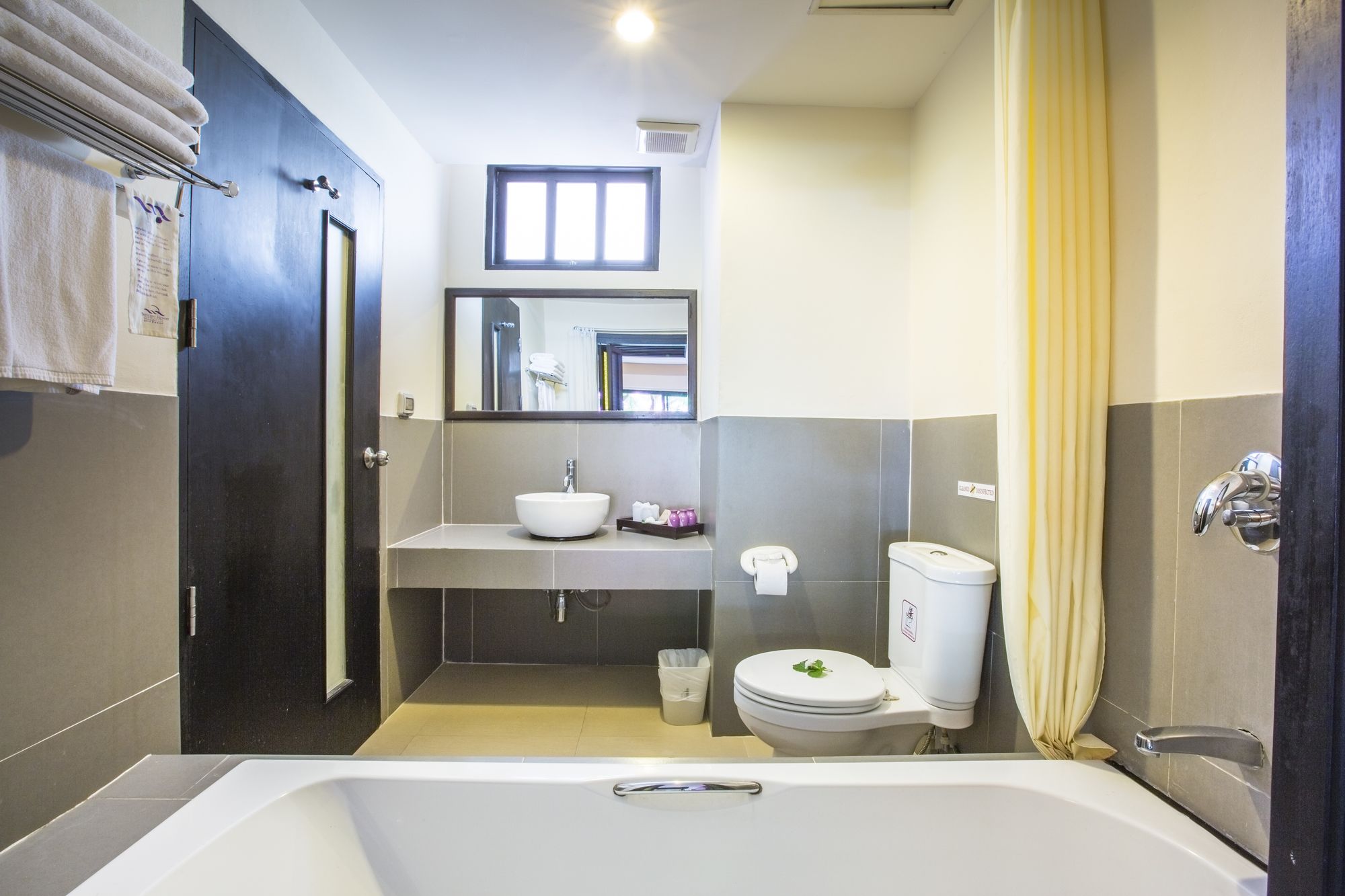 Phuvaree Resort Phuket