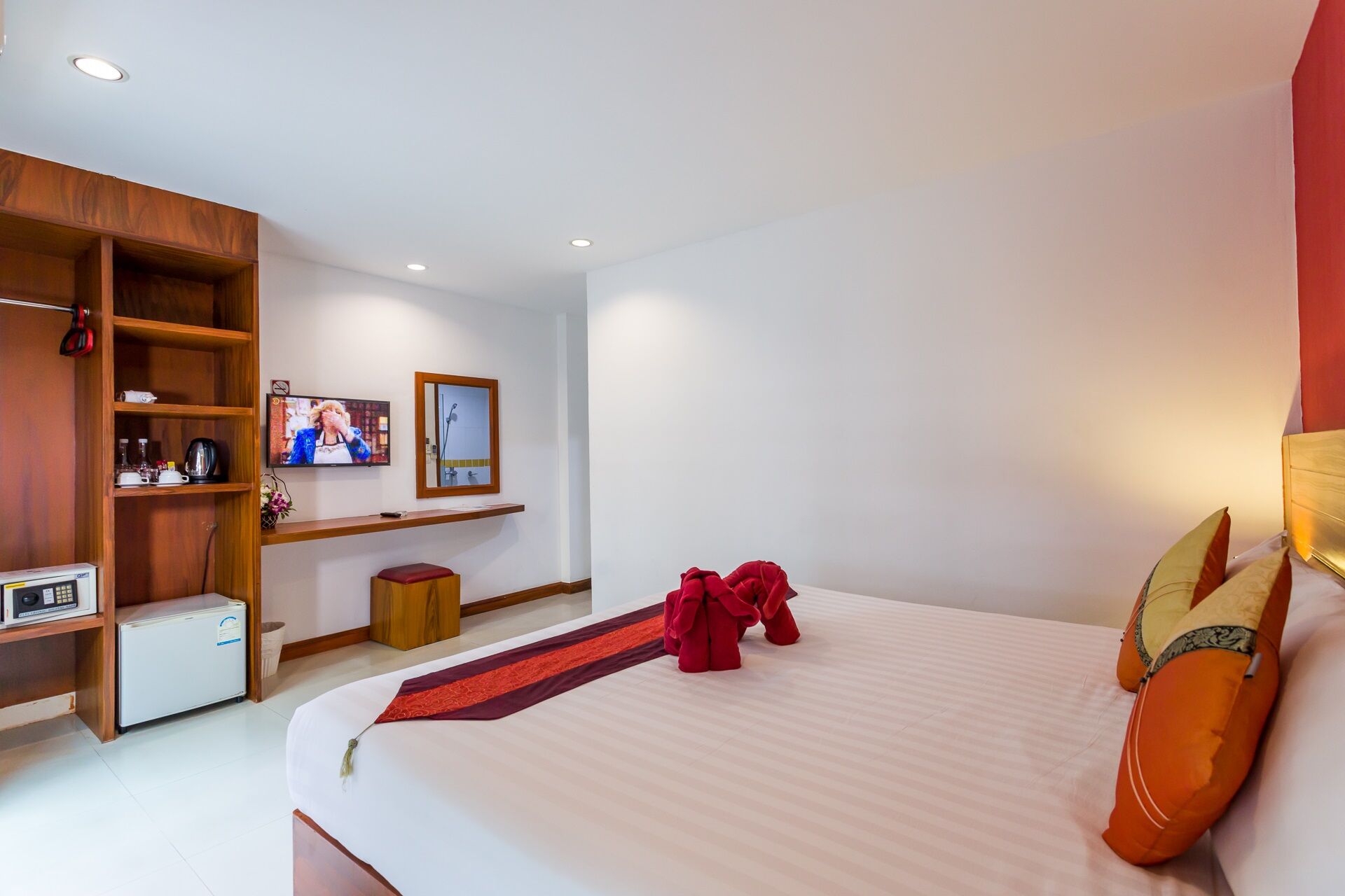 PJ Patong Resortel