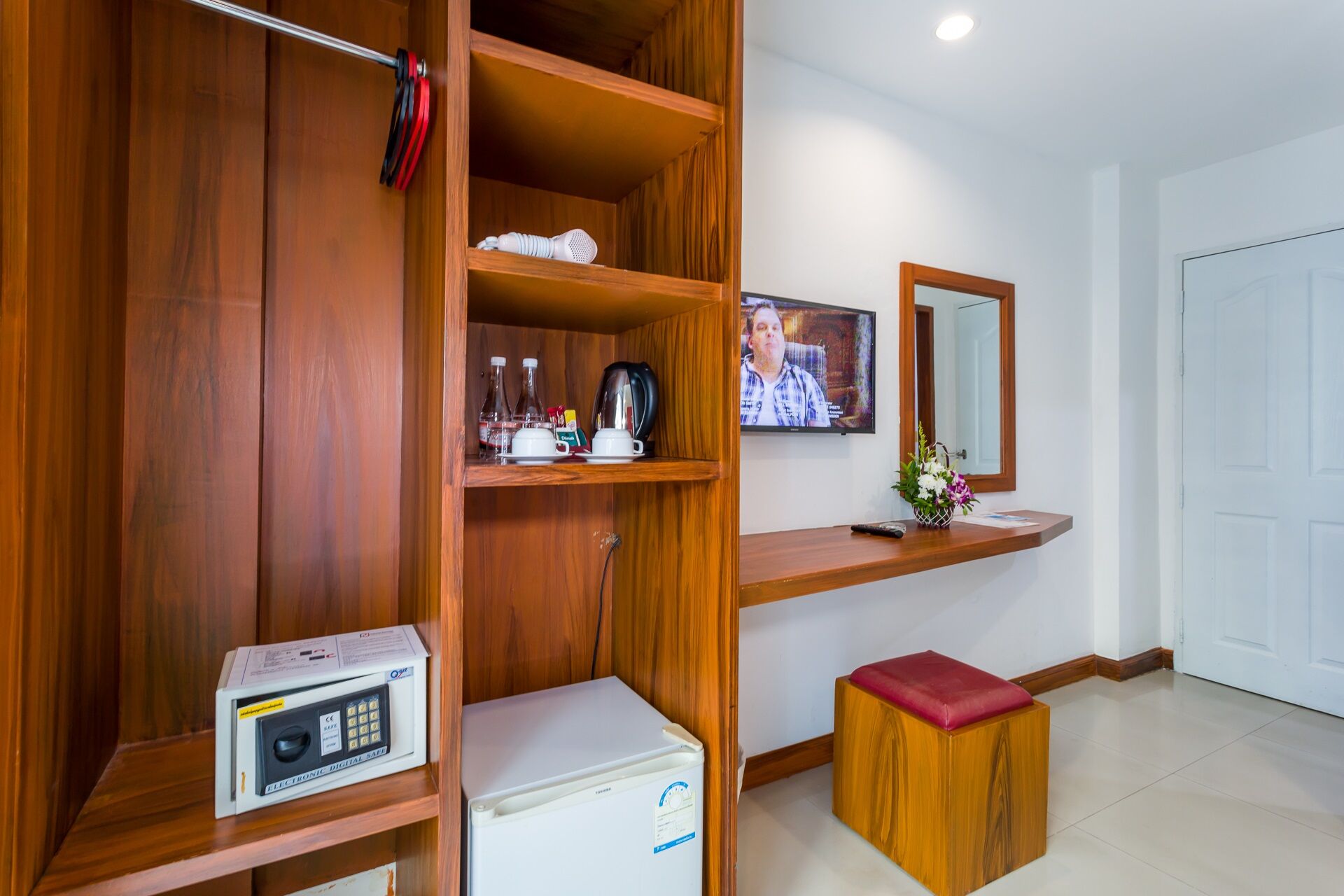PJ Patong Resortel