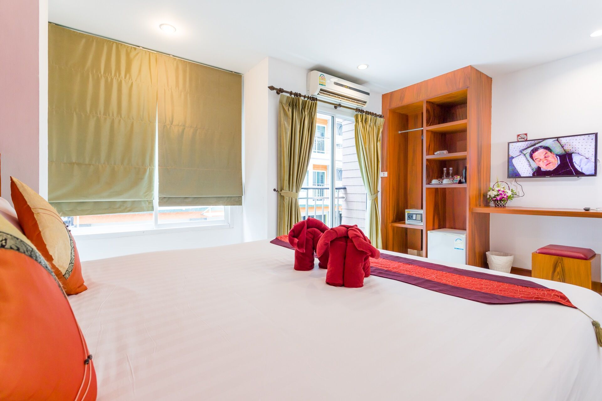 PJ Patong Resortel