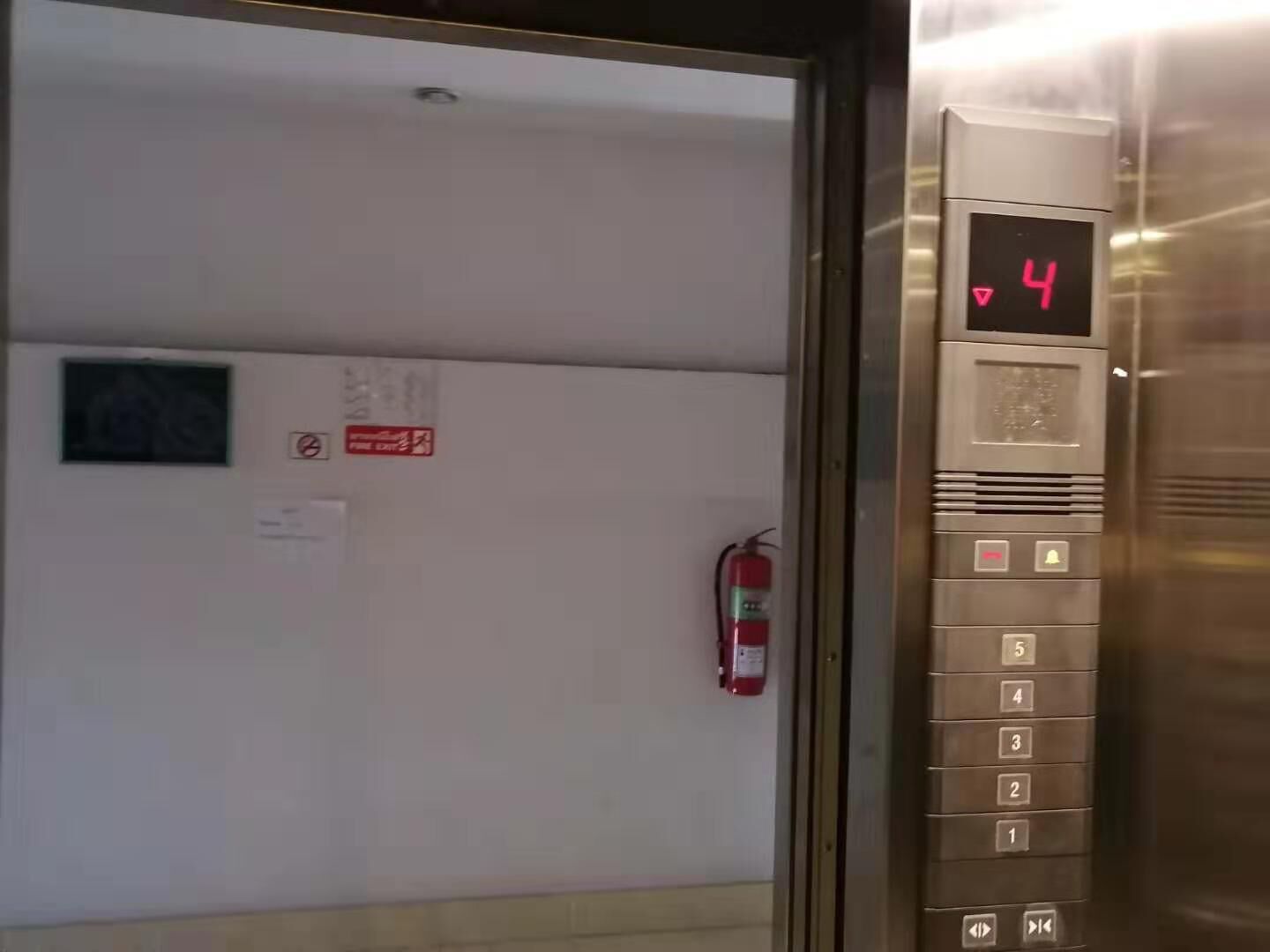 Qhkl Hotel