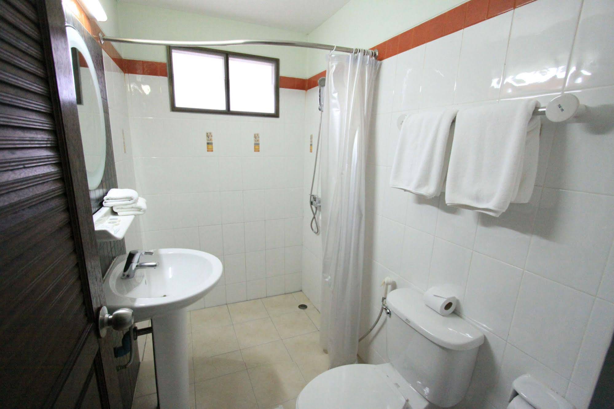 Rangrong Hotel