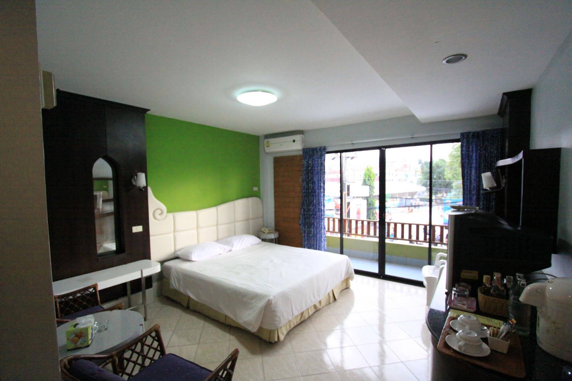 Rangrong Hotel