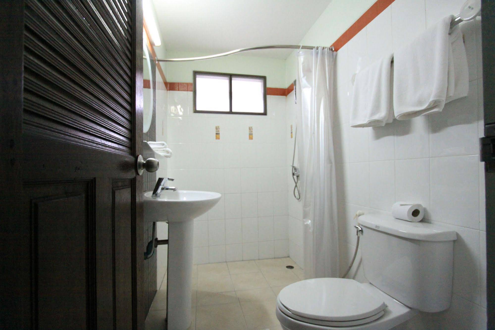 Rangrong Hotel