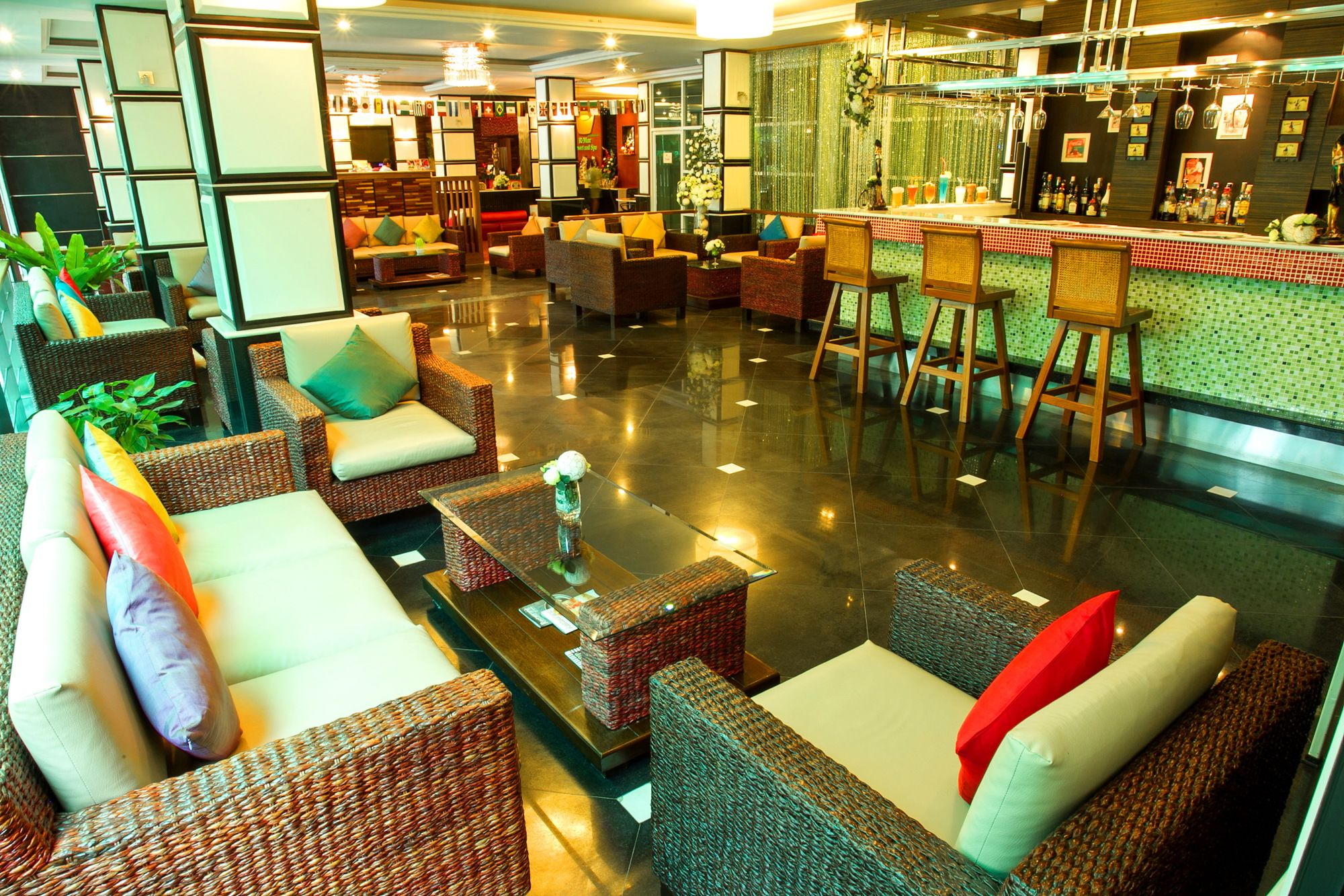 R-Mar Resort & Spa