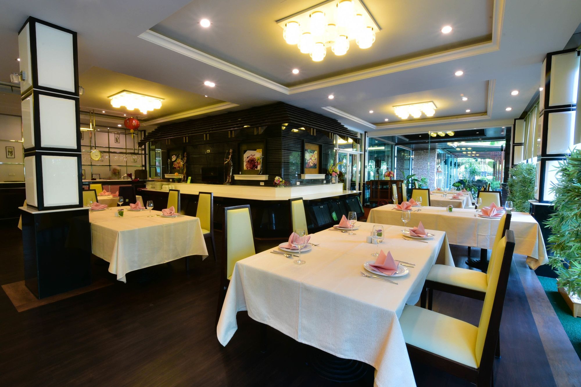 R-Mar Resort & Spa