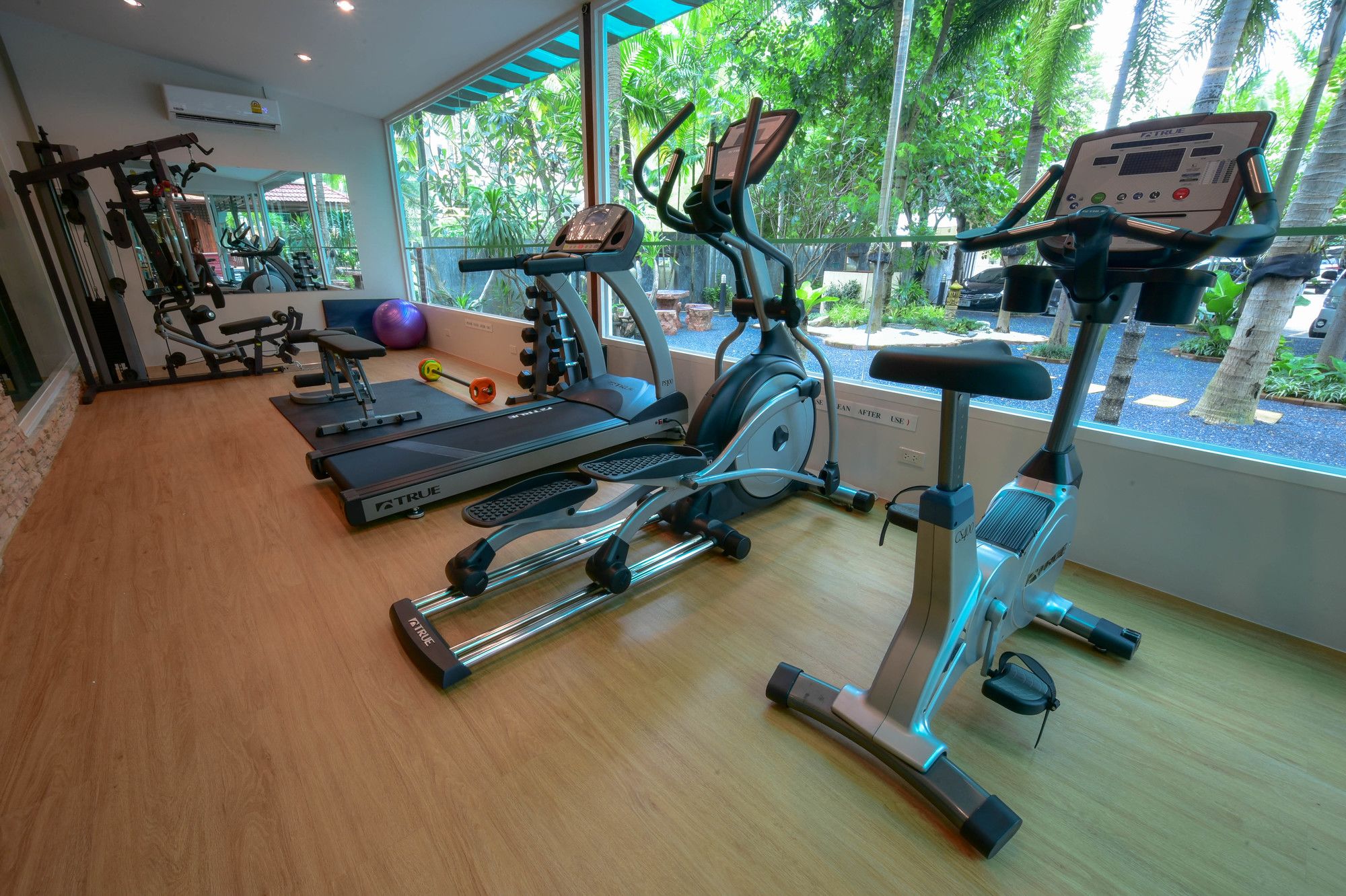 R-Mar Resort & Spa