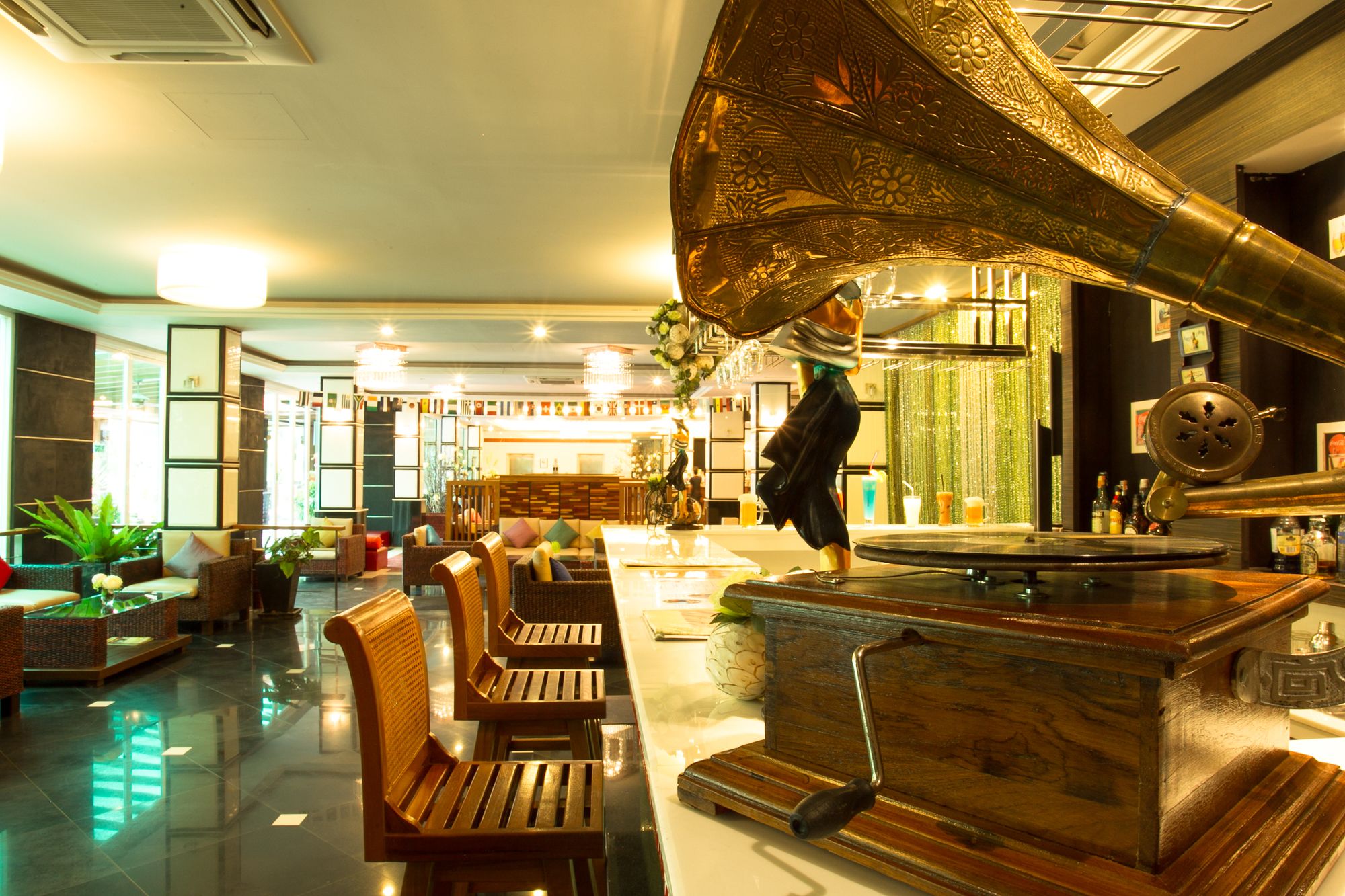 R-Mar Resort & Spa