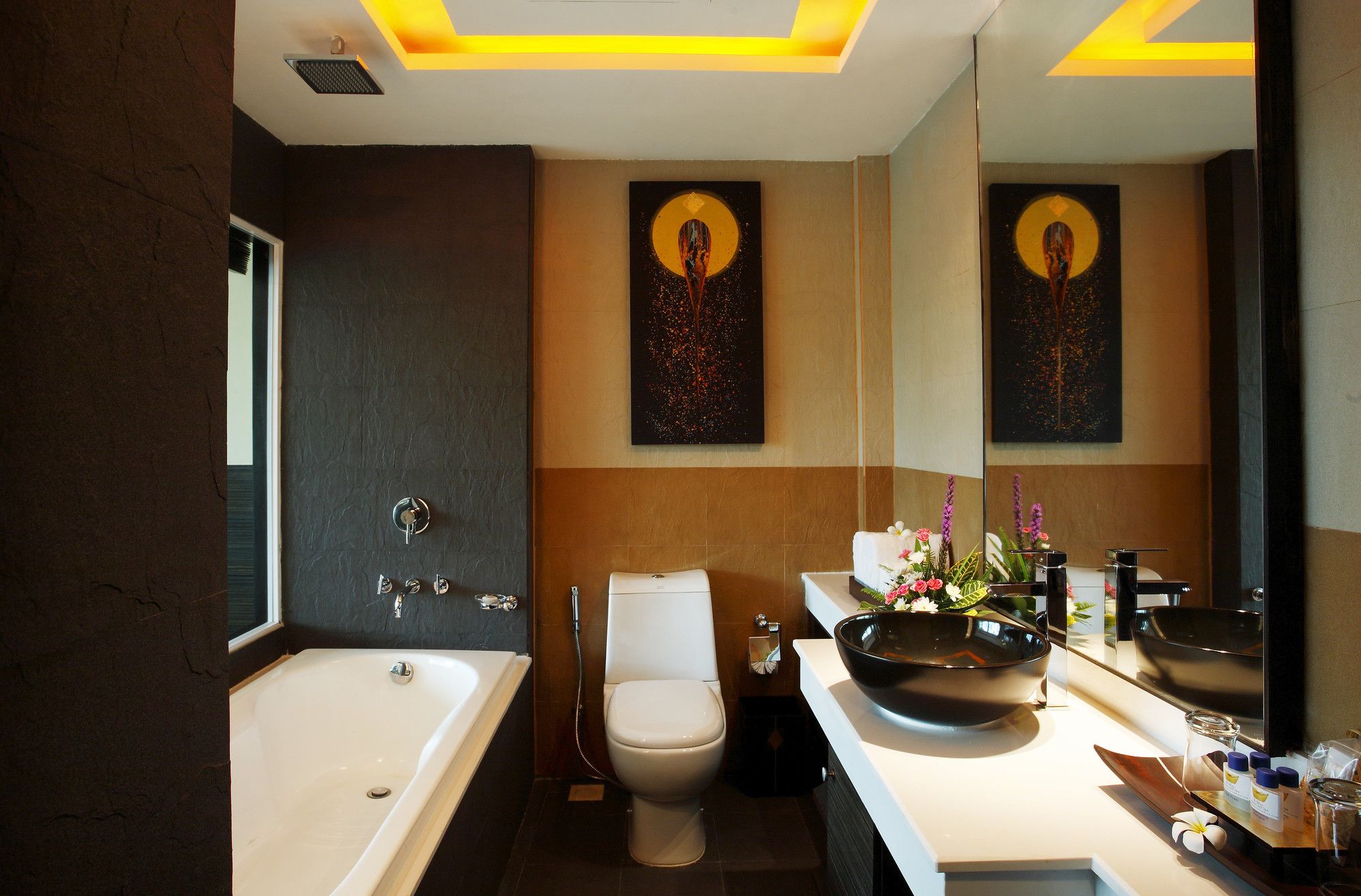 R-Mar Resort & Spa
