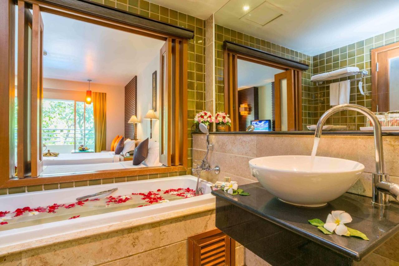 The Royal Paradise Hotel & Spa