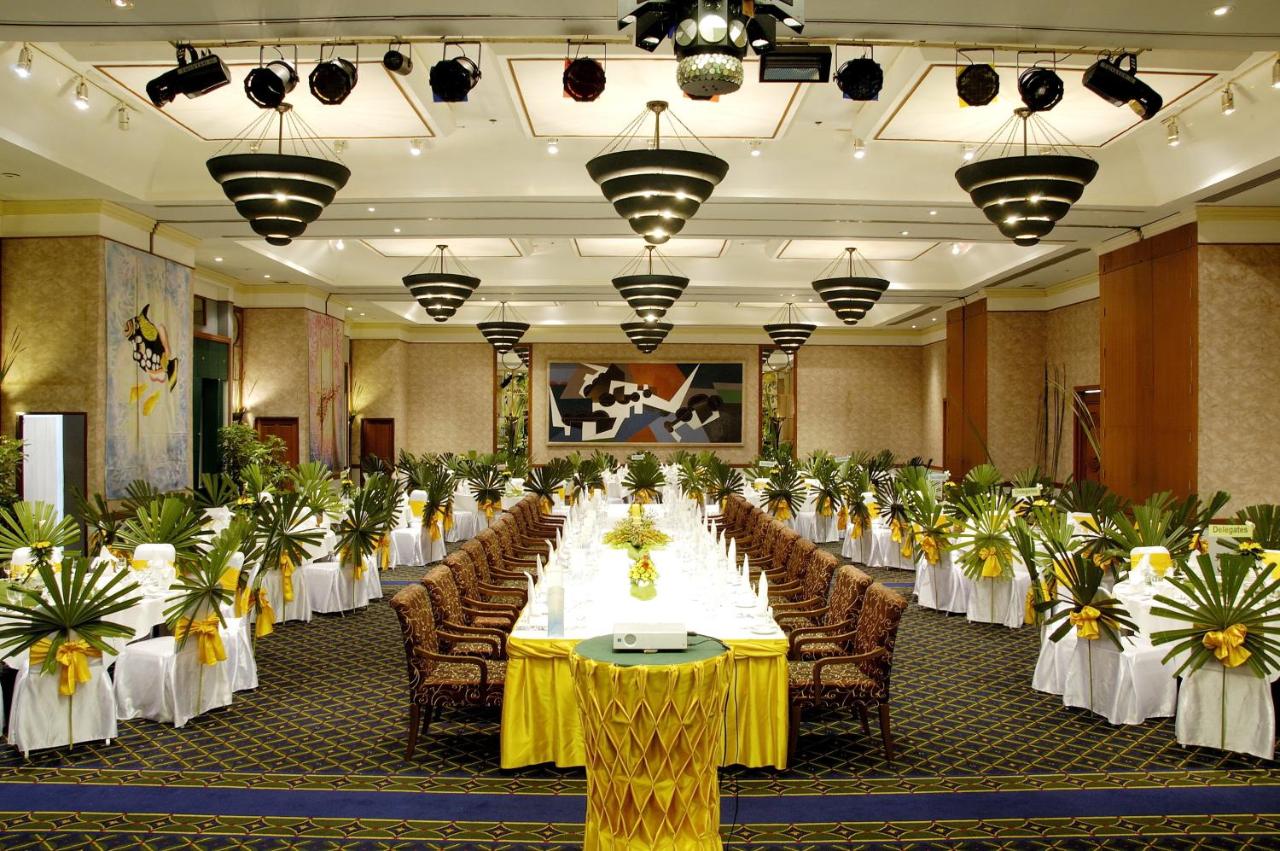 The Royal Paradise Hotel & Spa