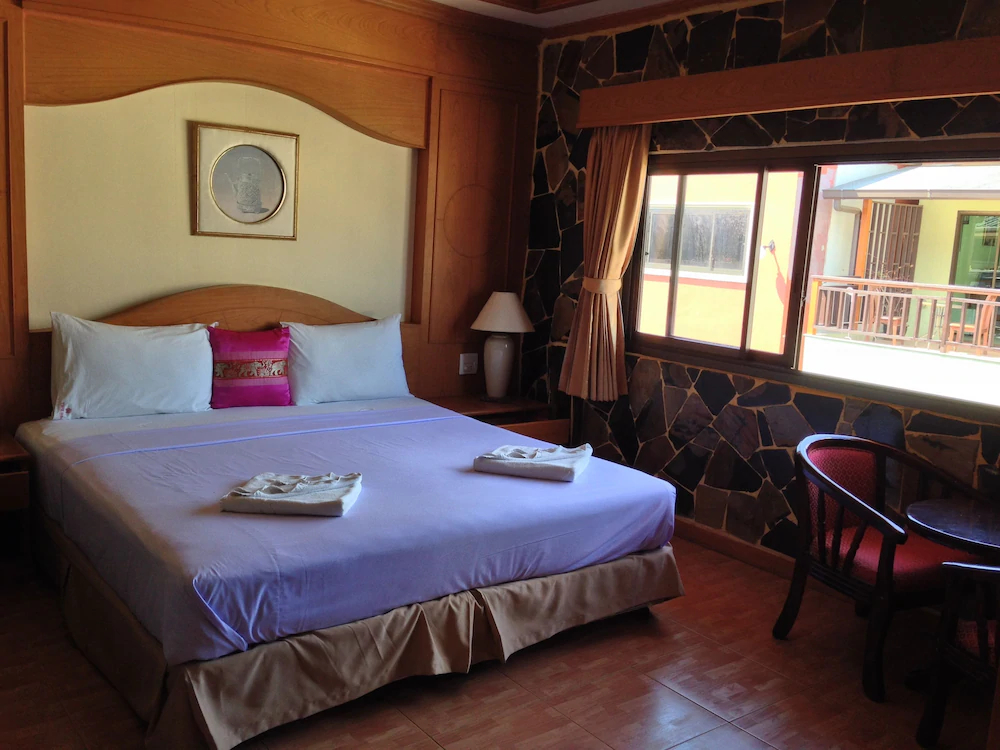 Ruen Thai Guesthouse Patong