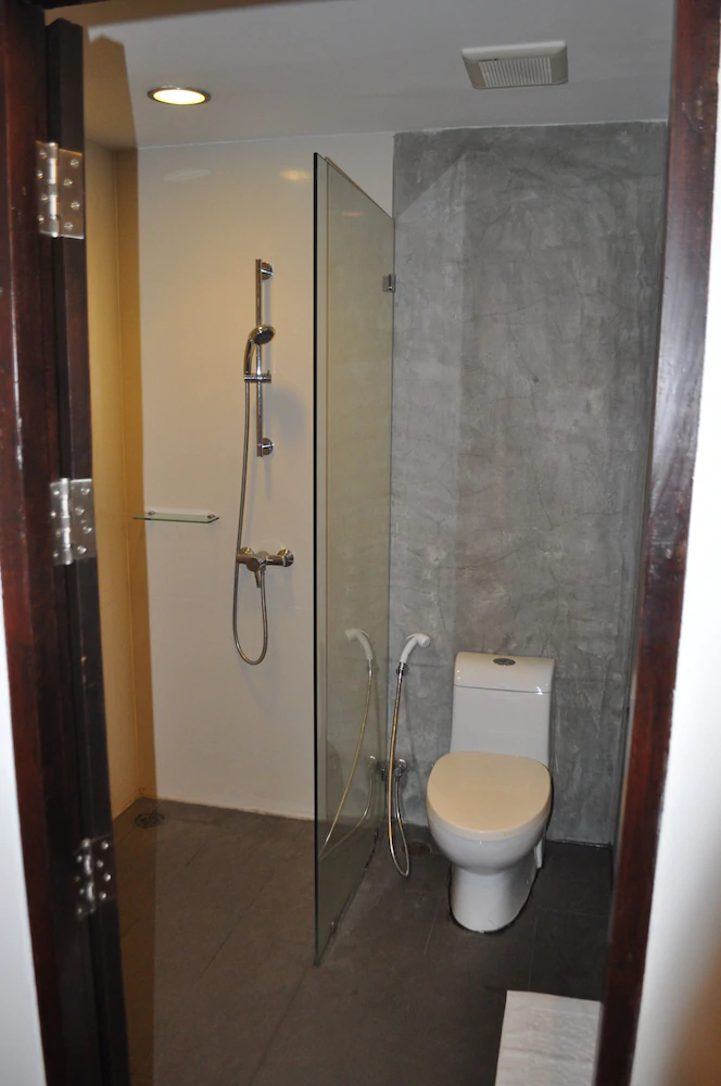 Saladee Gallery Residence