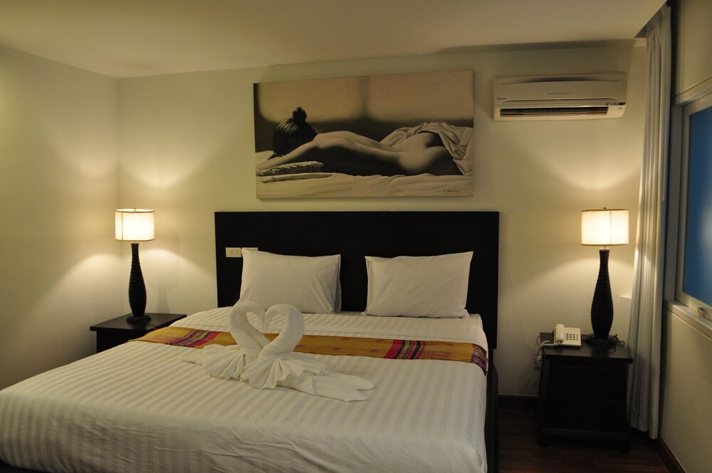 Saladee Gallery Residence