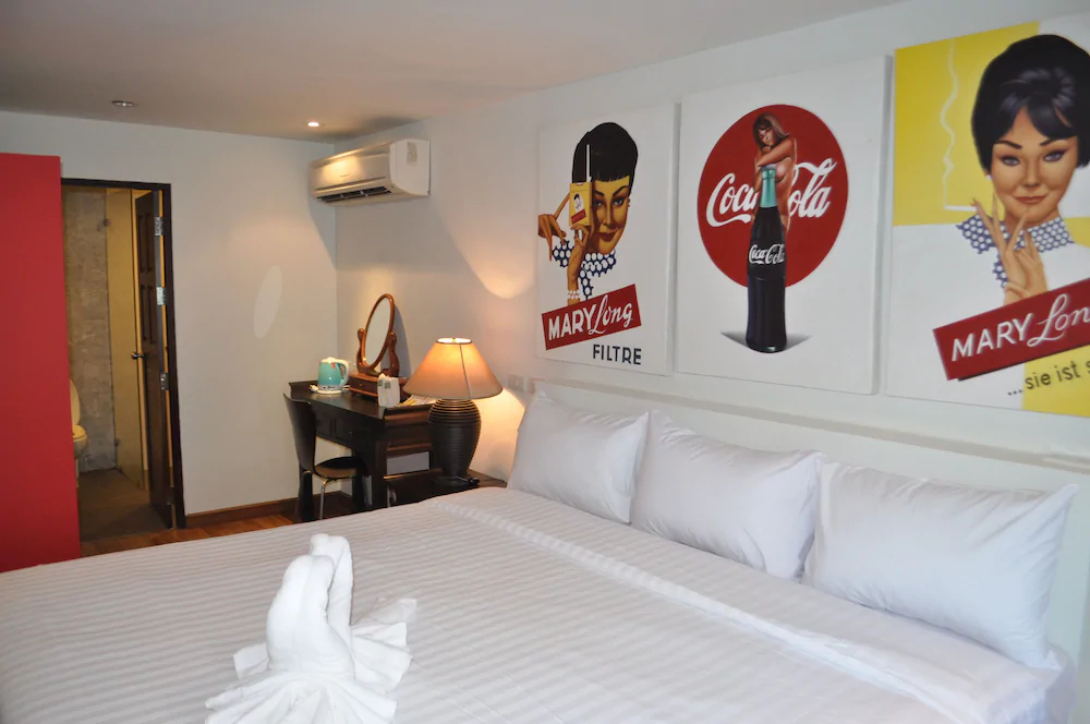Saladee Gallery Residence