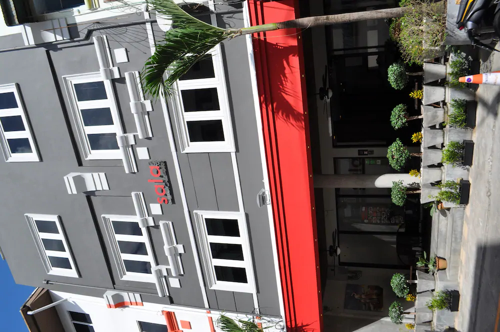 Saladee Gallery Residence