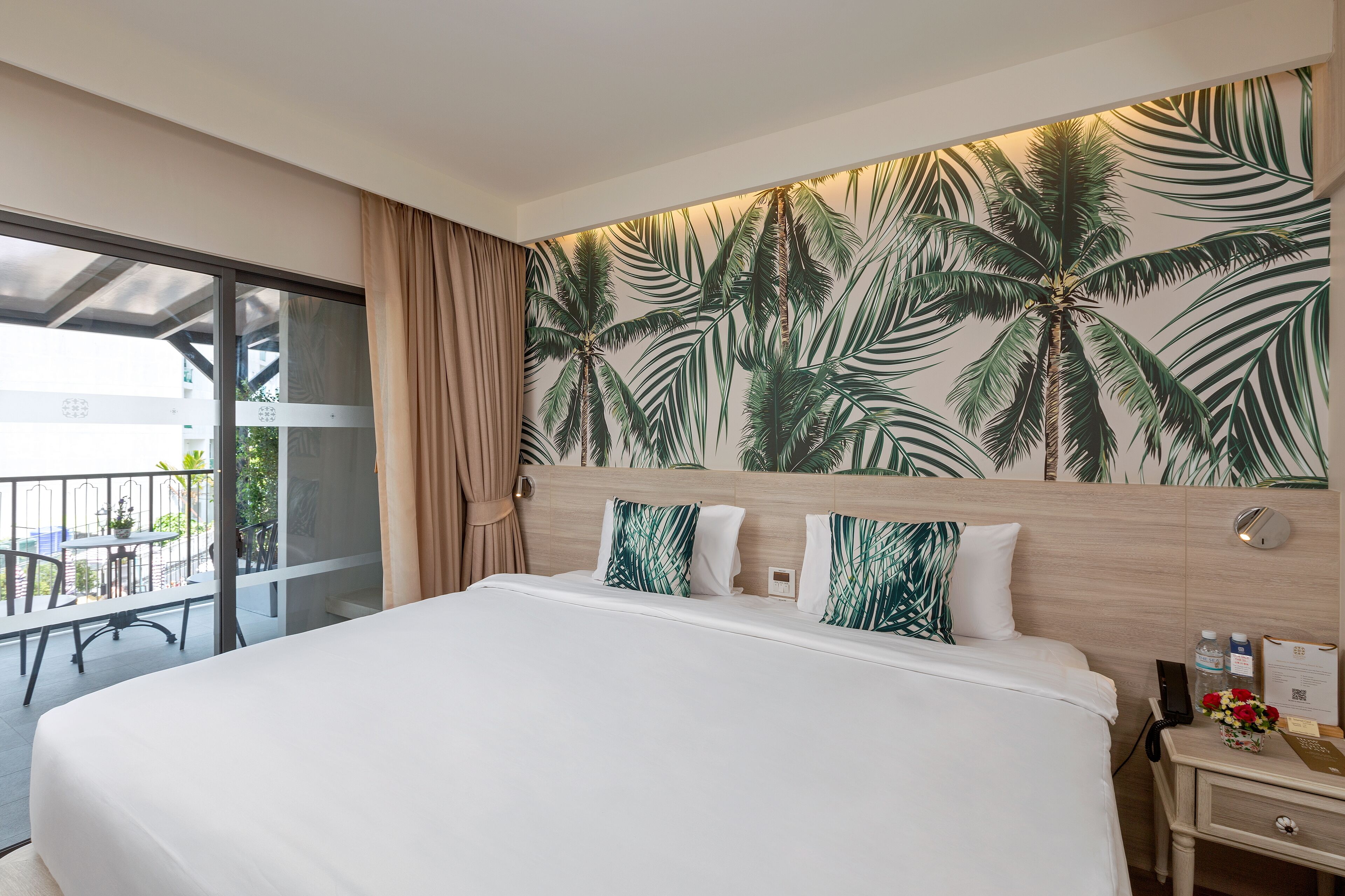 Sawaddi Patong Resort & Spa by Tolani