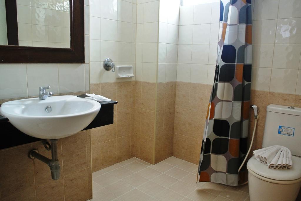 Sharaya Patong Hotel