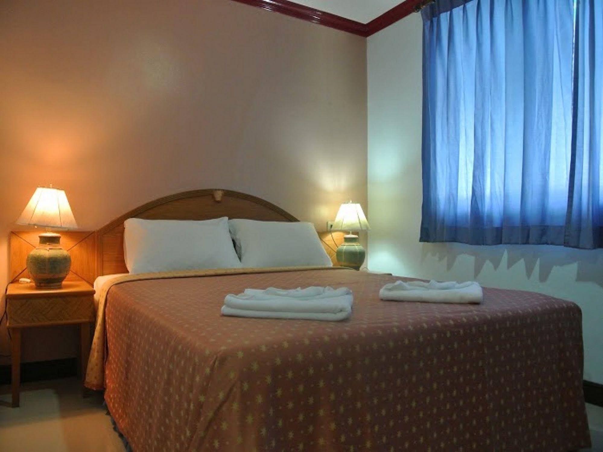 Silla Patong Hostel