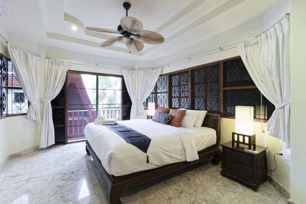 Sirinara Nanai Patong