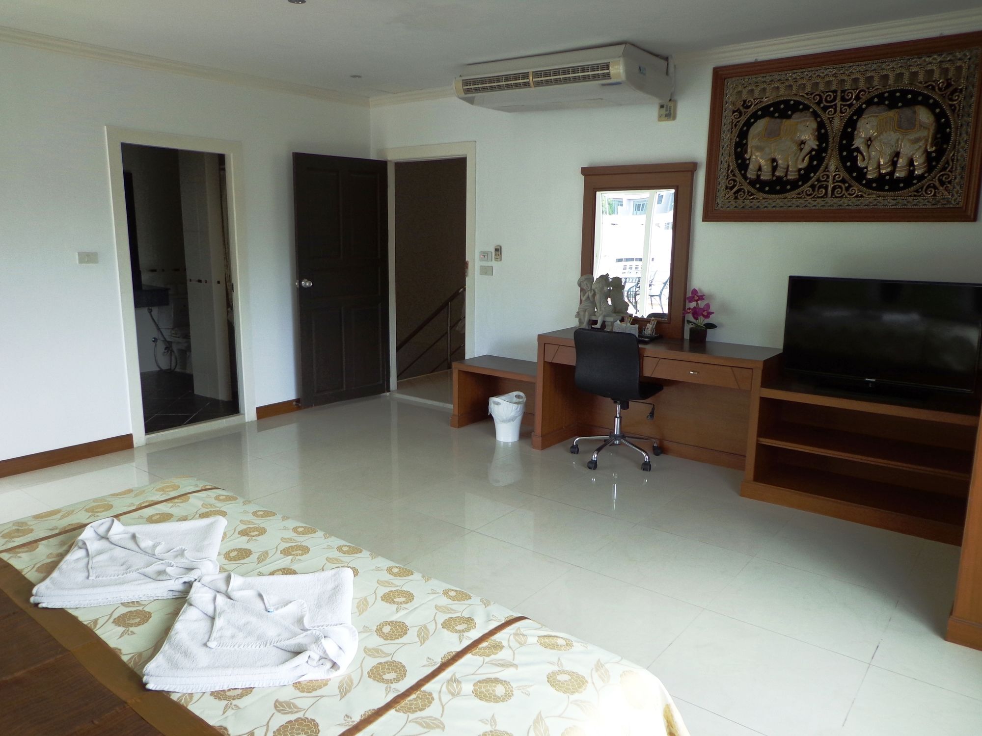 Sukcheewa Residence Phuket