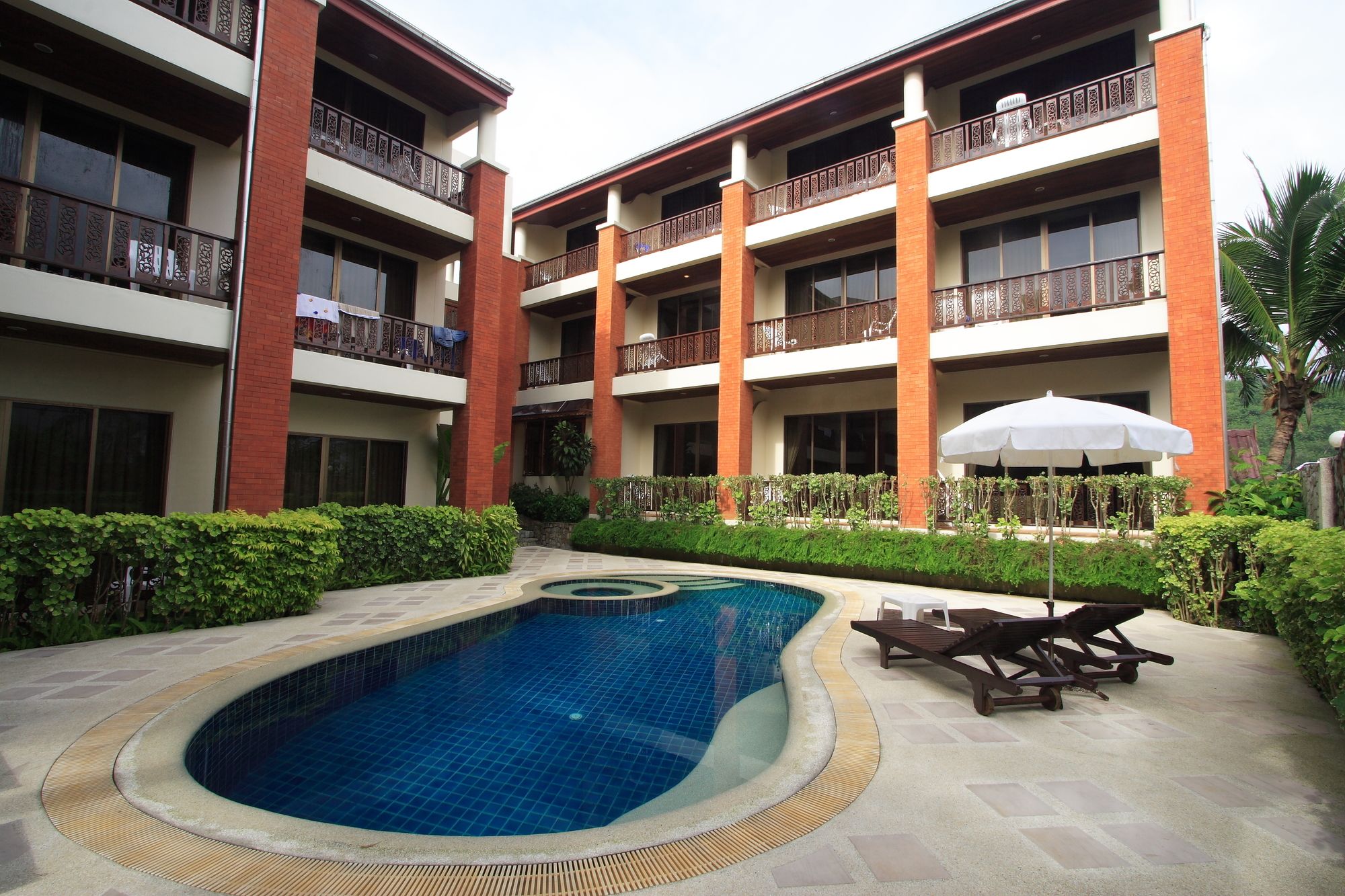 Sun Hill Hotel