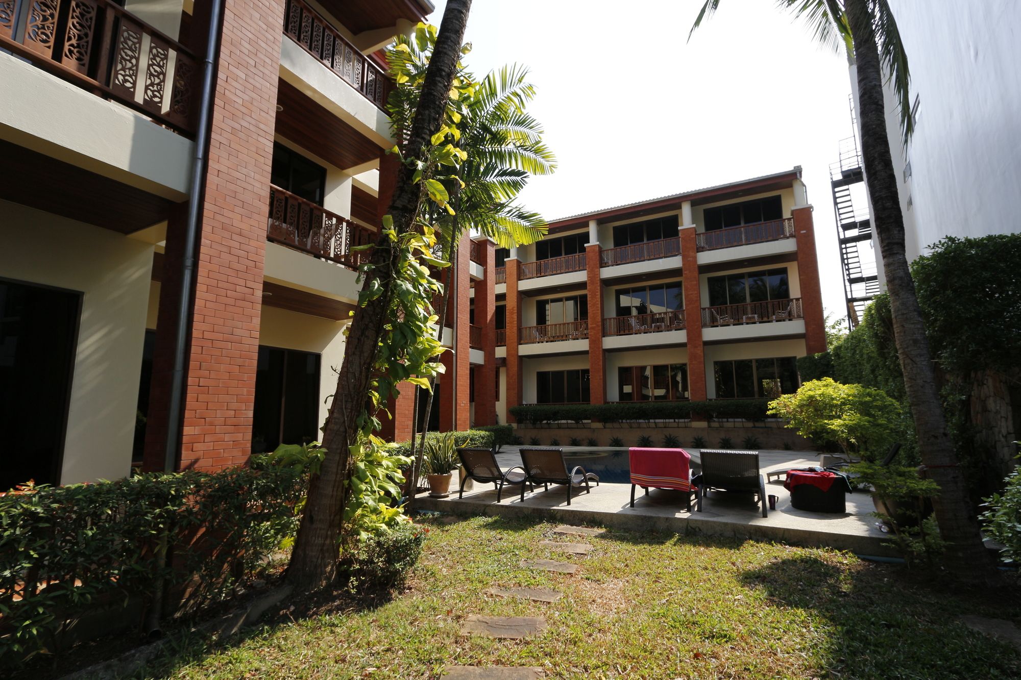 Sun Hill Hotel