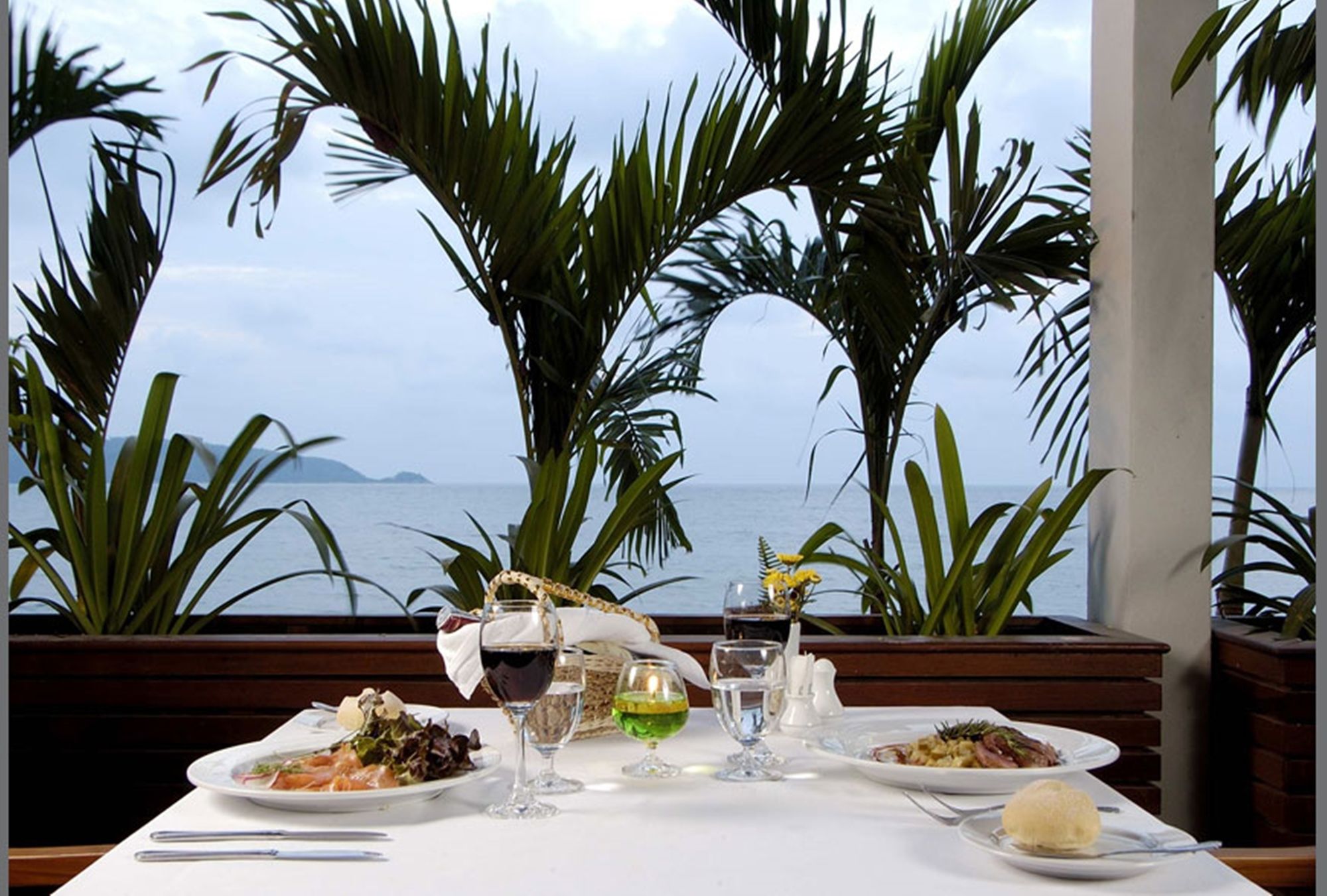 Sunset Beach Resort