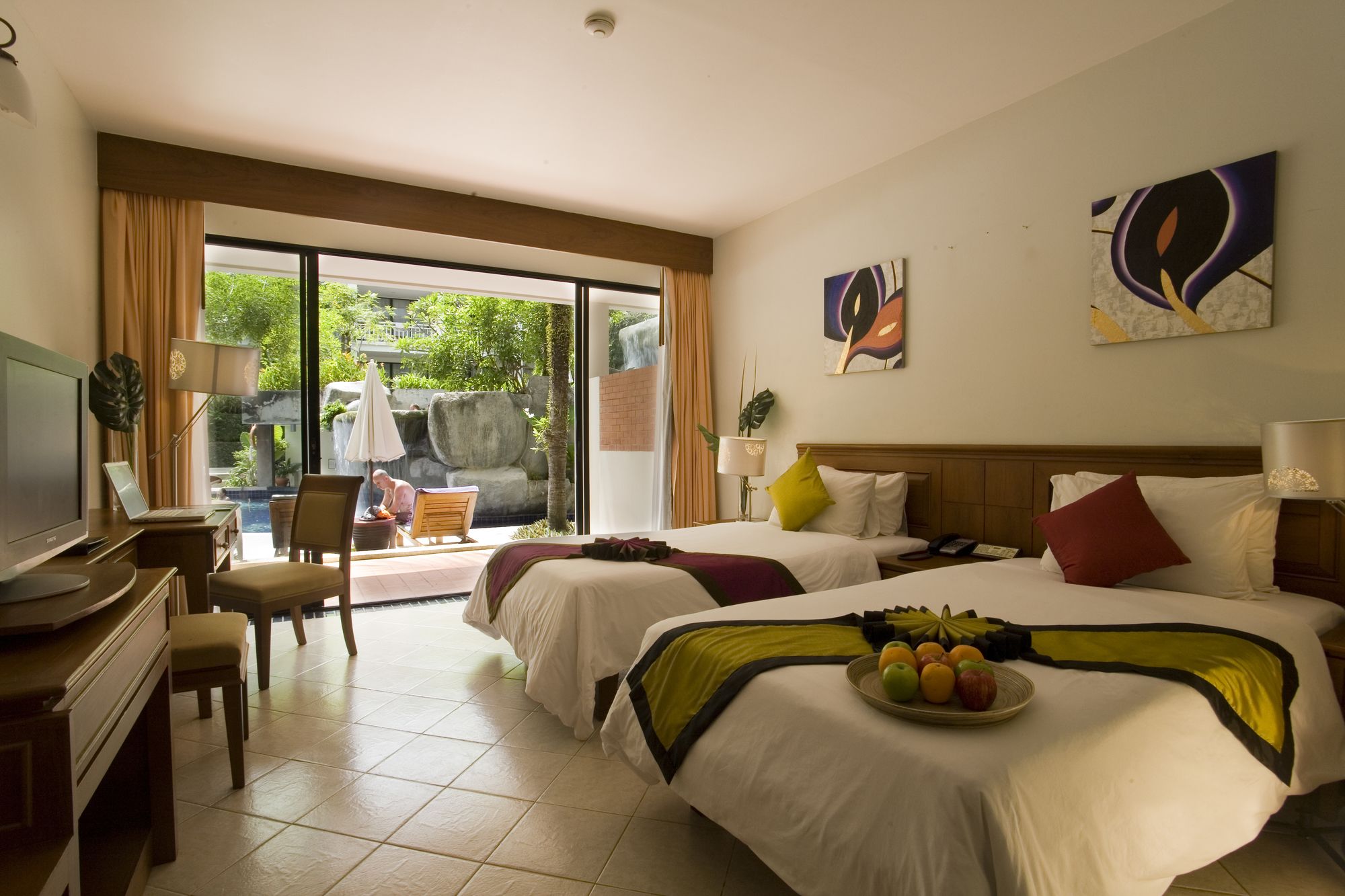 Sunset Beach Resort