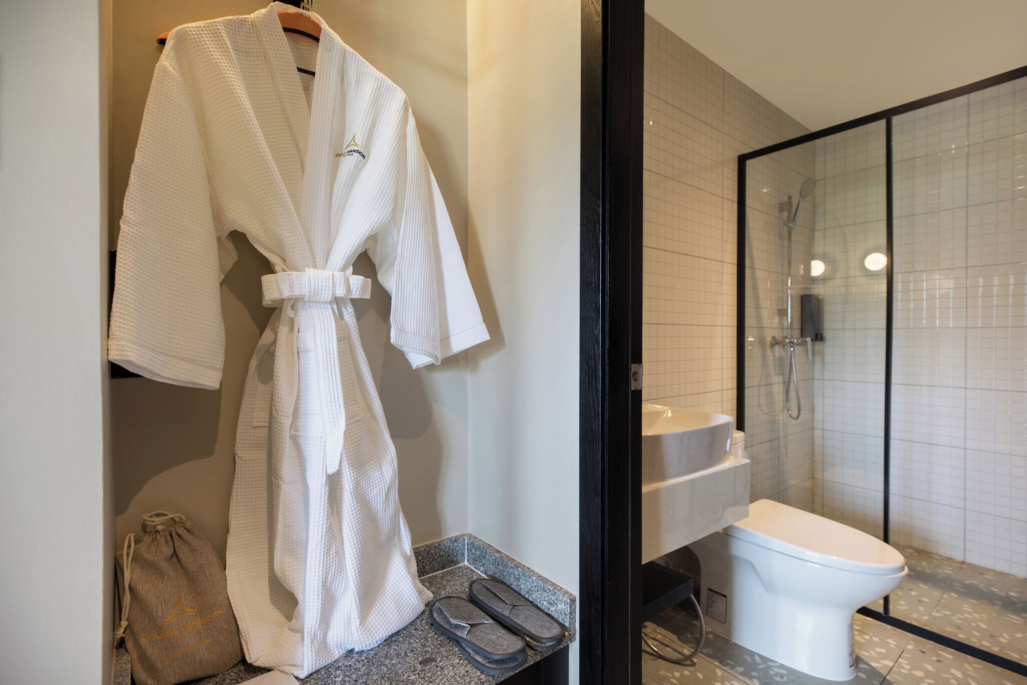 Syama Mansion Patong an Aspira Collection